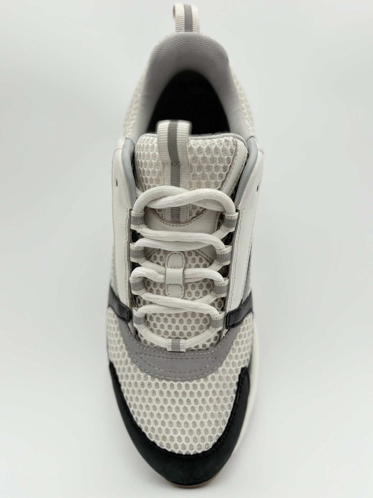 Size 42 (9 US) - Dior B22 Sneaker ' White Black ' | GOOD CONDITION!