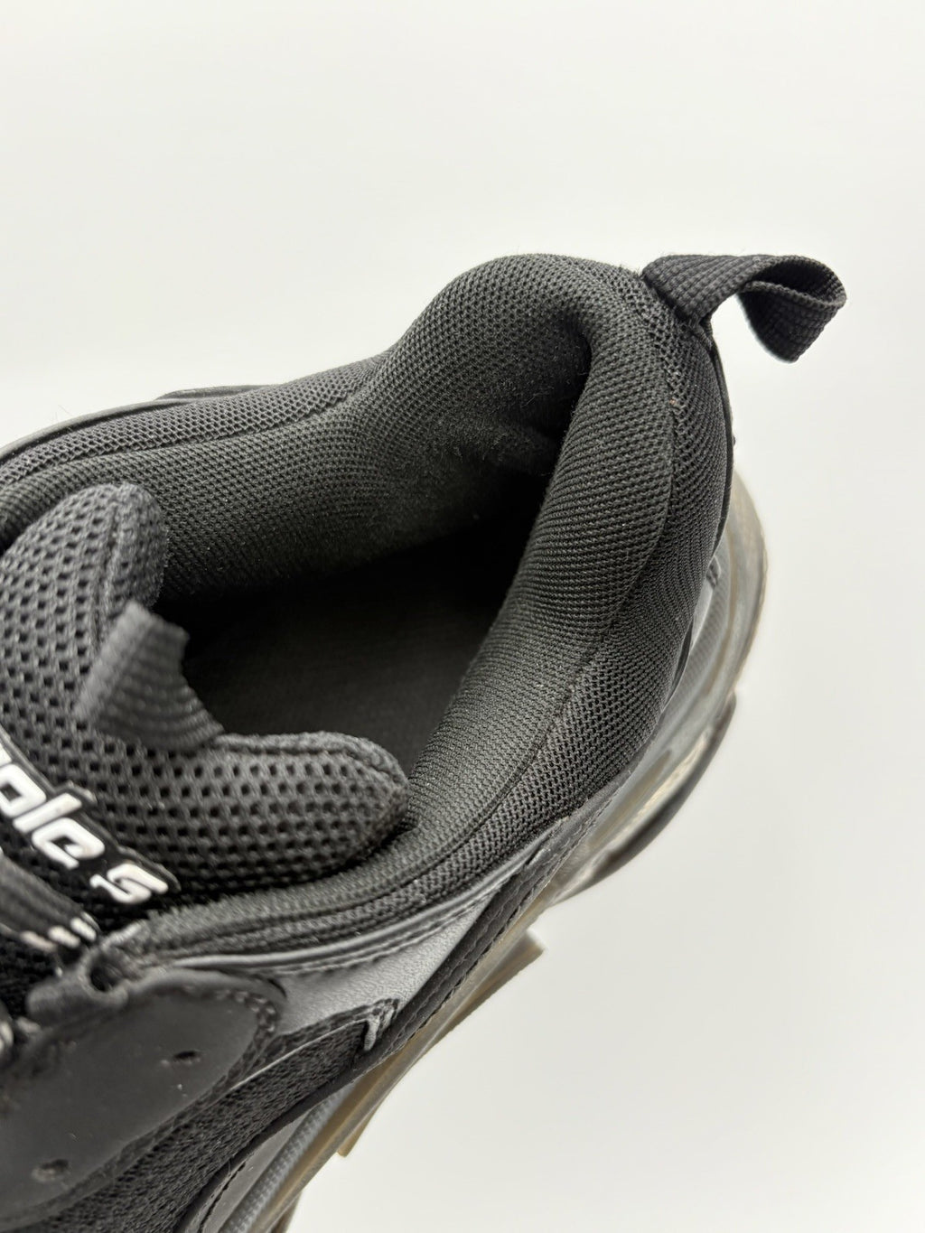 Size 41 (8 US) - Balenciaga Triple S Clear Sole ' Black ' | SUPER CLEAN!