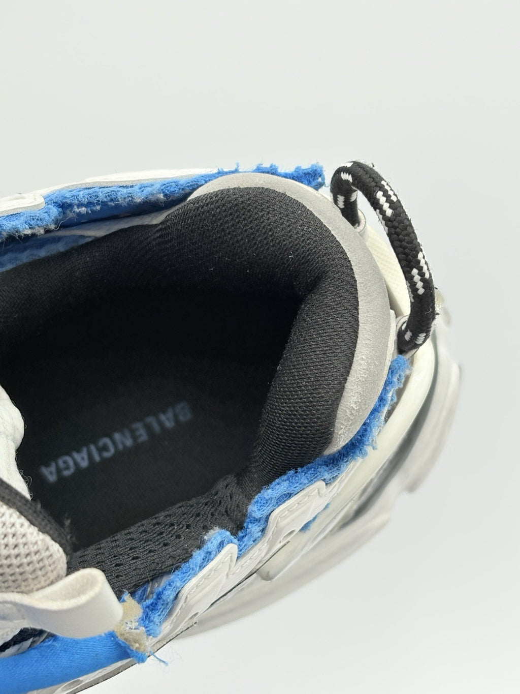 Size 46 (13 US) - Balenciaga Runner ' White Blue ' | CLEAN!