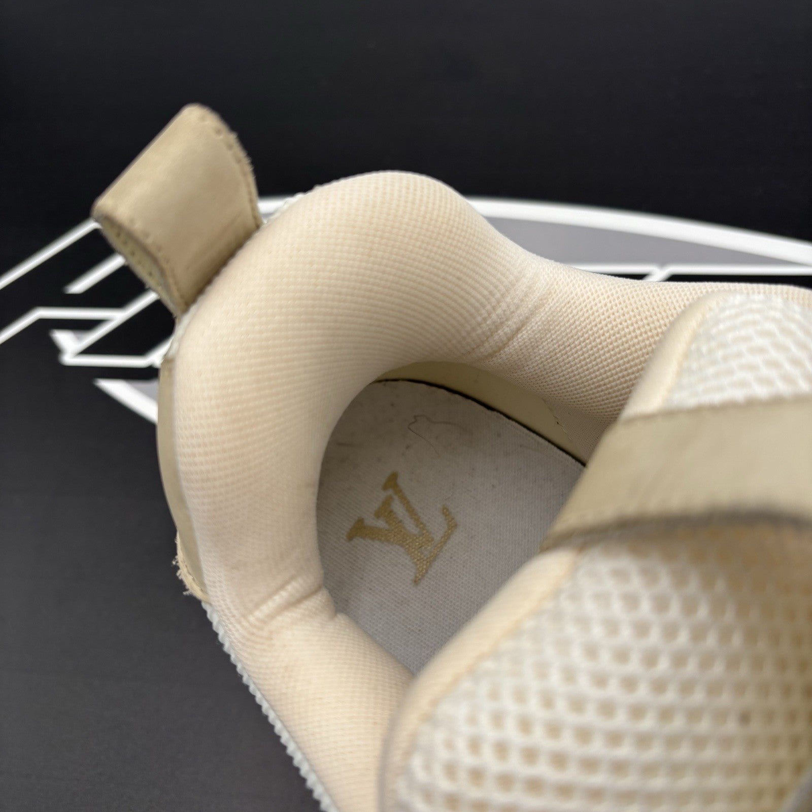 Size 7.5 LV (8.5-9 US) - Louis Vuitton Skate ' Beige White ' | GREAT COND!