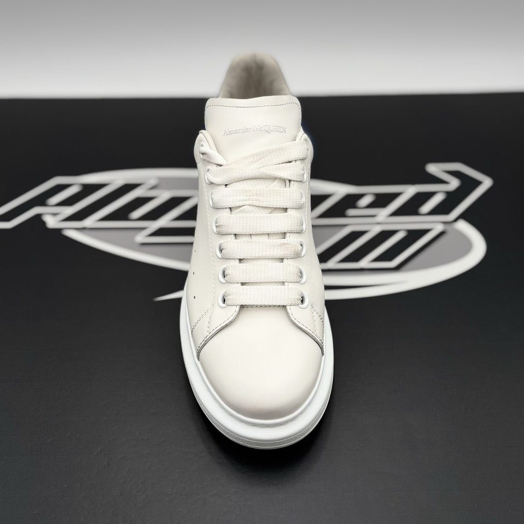 Size 41 (8 US) - Alexander McQueen Oversized ' White, Blue ' | GREAT CONDITION!