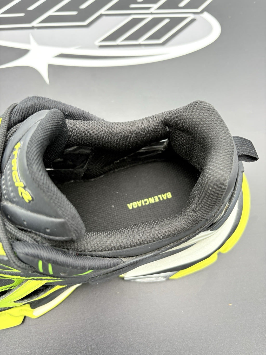 Size 40 (7 US) - Balenciaga Track 2 Trainer ' Black Yellow Green ' | GREAT COND!