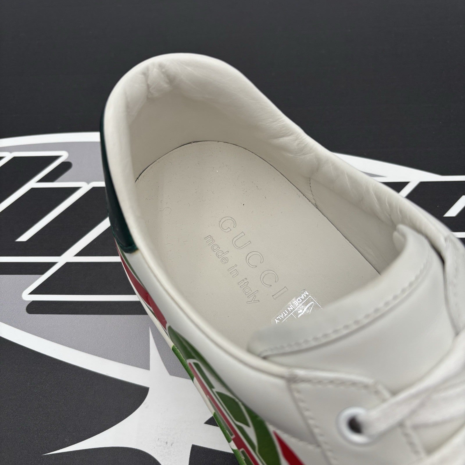 Size 7 G (7.5 US) - Gucci Ace ' Interlocking G ' | SUPER CLEAN!