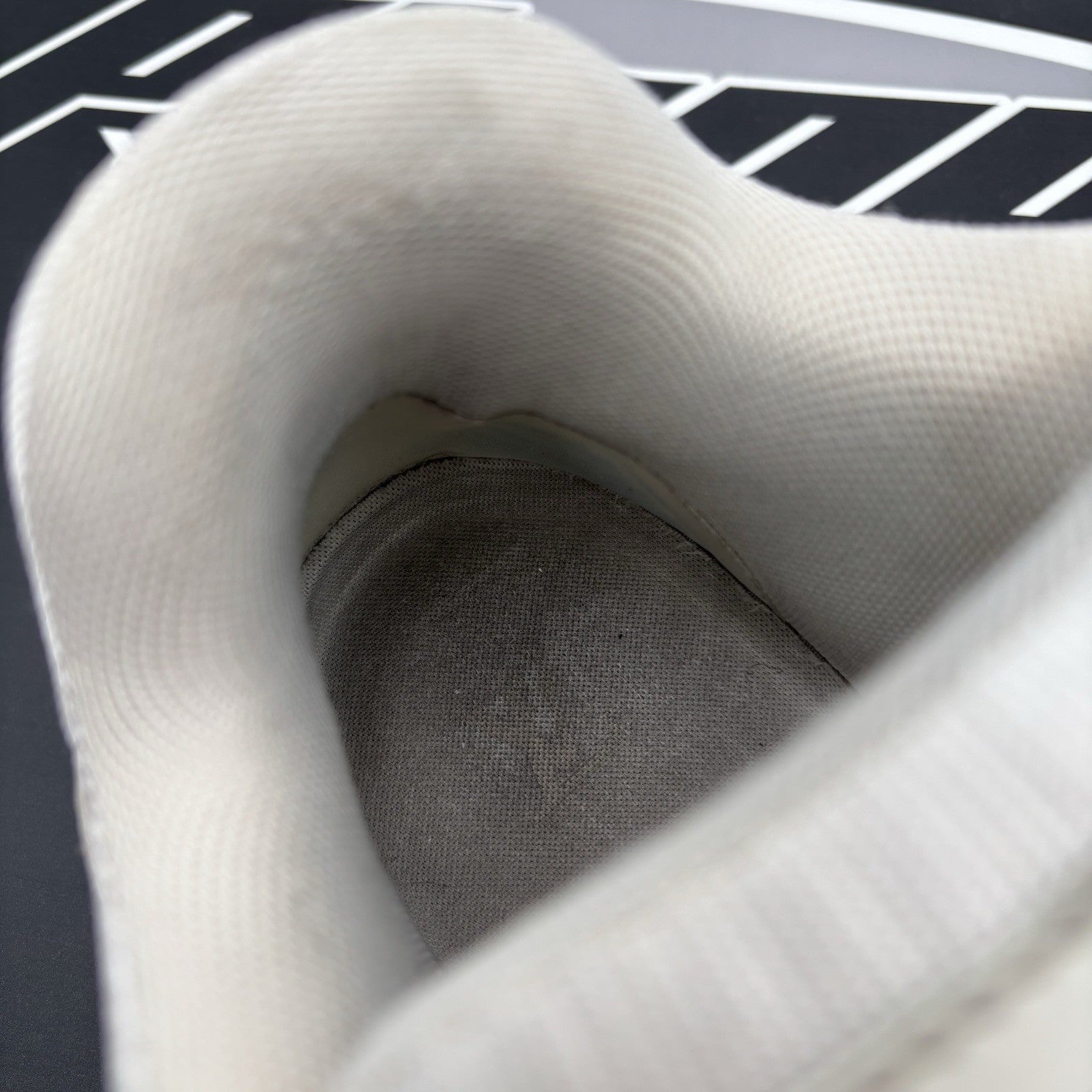 Size 9 LV (10-10.5 US) - Louis Vuitton Maxi Trainer ' White '