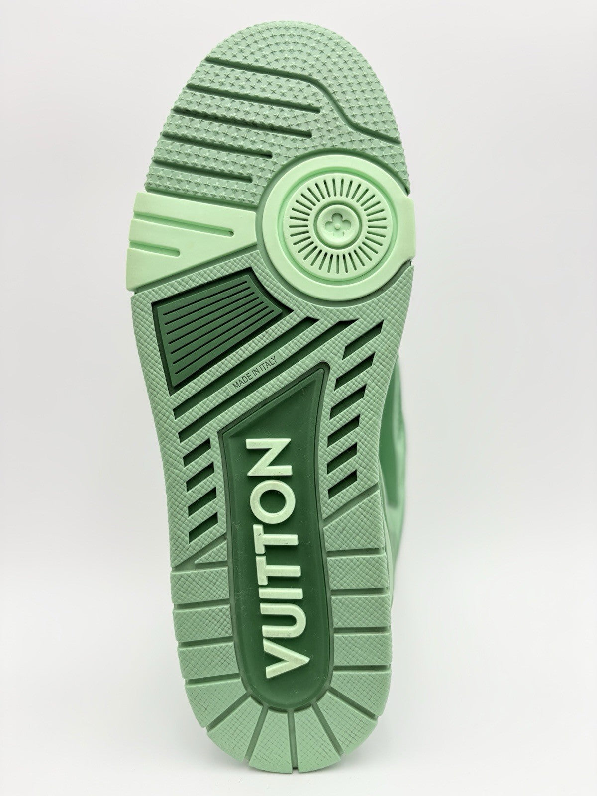 Size 7.5 LV (8.5-9 US) - Louis Vuitton Skate ' Green ' | EXCELLENT CONDITION!
