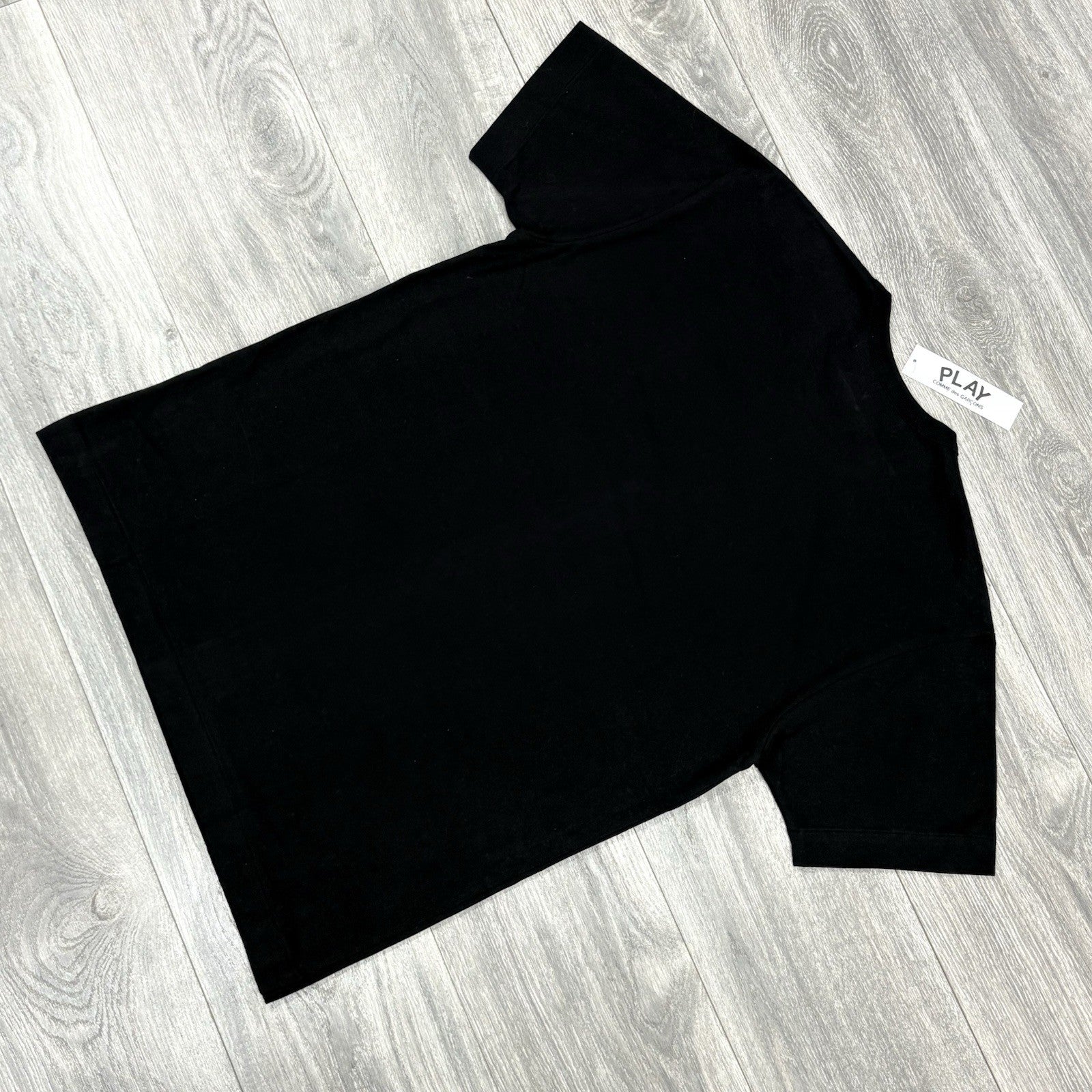 Size XL - Comme Des Garçons Play T Shirt ' Black Gold ' | NEW!