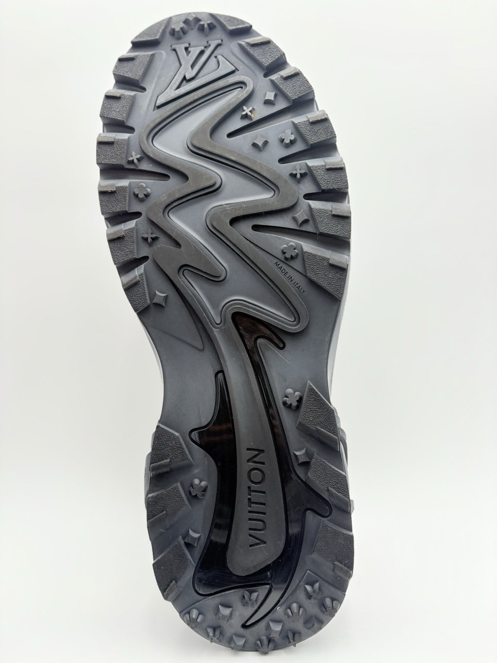 Size 12 LV (13-13:5 US) Louis Vuitton Tactic Runner ' Grey ' | SUPER CLEAN!