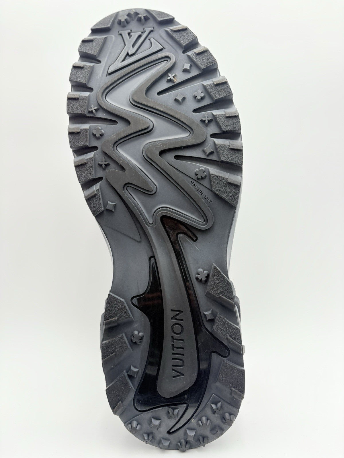 Size 12 LV (13-13:5 US) Louis Vuitton Tactic Runner ' Grey ' | SUPER CLEAN!