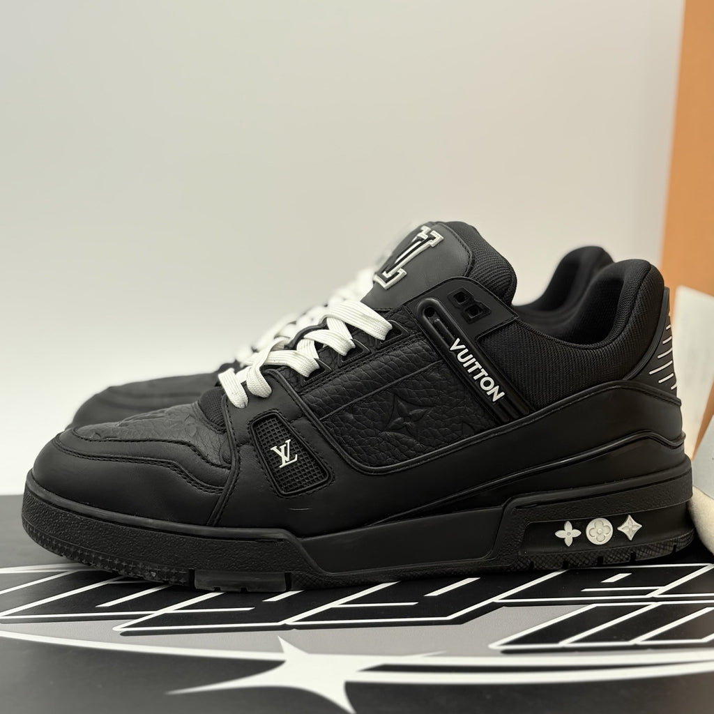 Size 7 LV (8-8.5 US) Louis Vuitton Trainer ' Black ' | GOOD CONDITION!