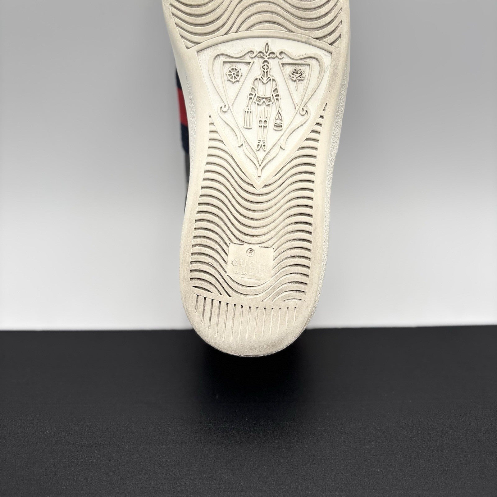 Size 8 G (8.5 US) - Gucci Tiger Ace GG Supreme Monogram | GREAT CONDITION!