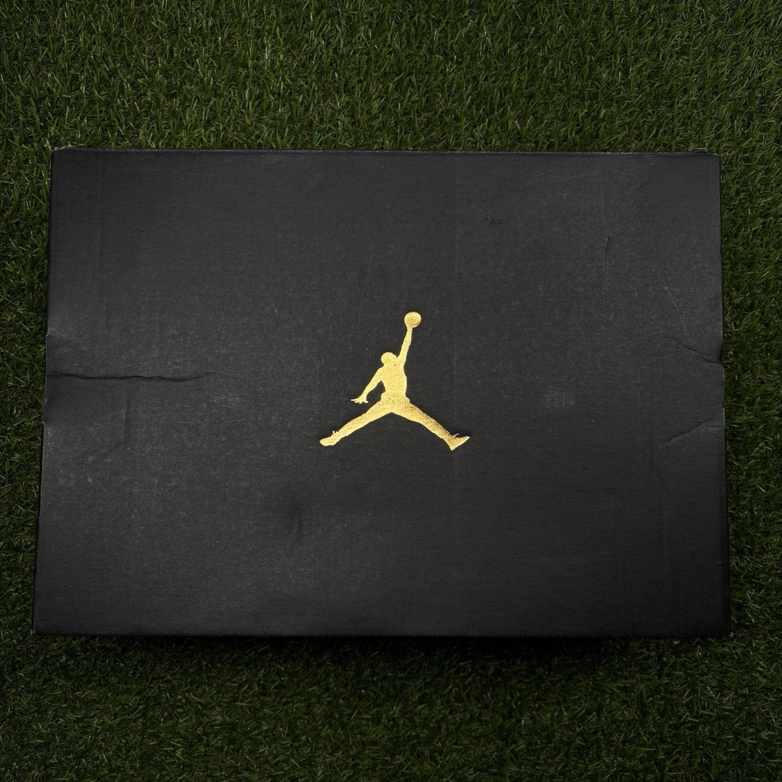 Size 8 - Jordan 1 Mid Bred Toe | SUPER CLEAN!