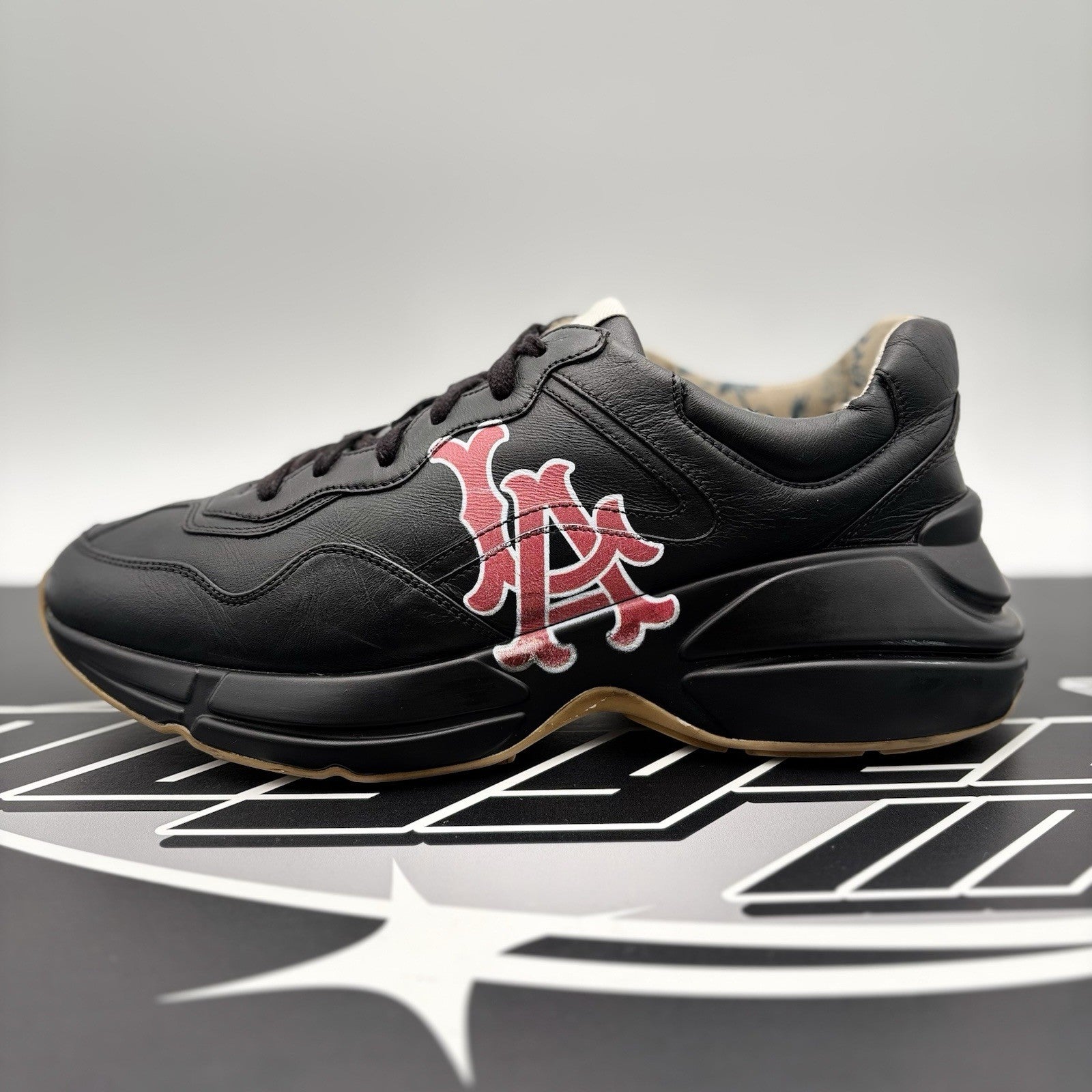 Size 7.5 G (US 8) Gucci Rhyton GG  ‘ LA Angels ’ | GOOD CONDITION!