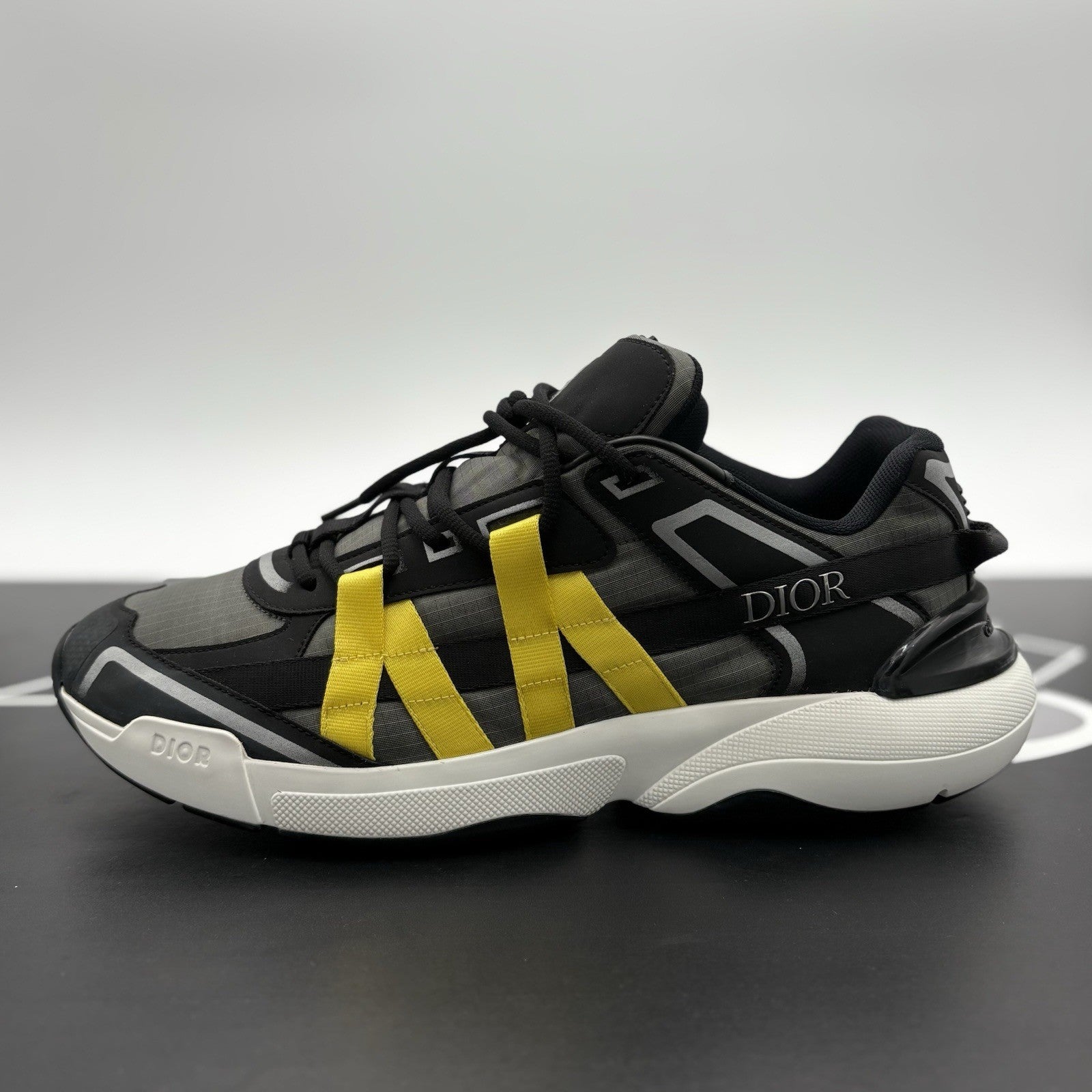 Size 43 (10 US) - Dior B24 Runtek ' Black Yellow ' | EXCELLENT CONDITION!