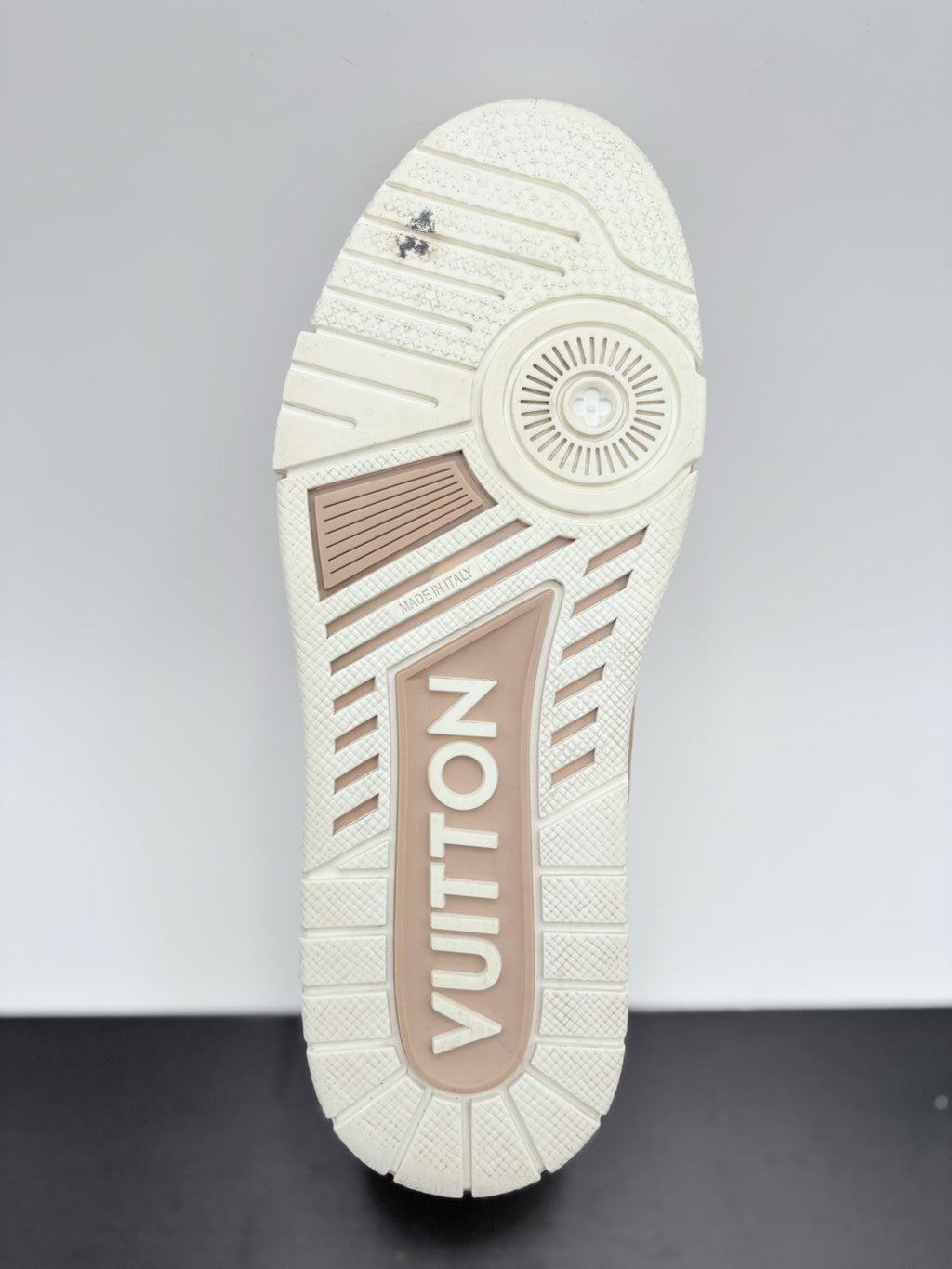 Size 38 (5 US) - Louis Vuitton Trainer ' Pink ' | GREAT CONDITION!