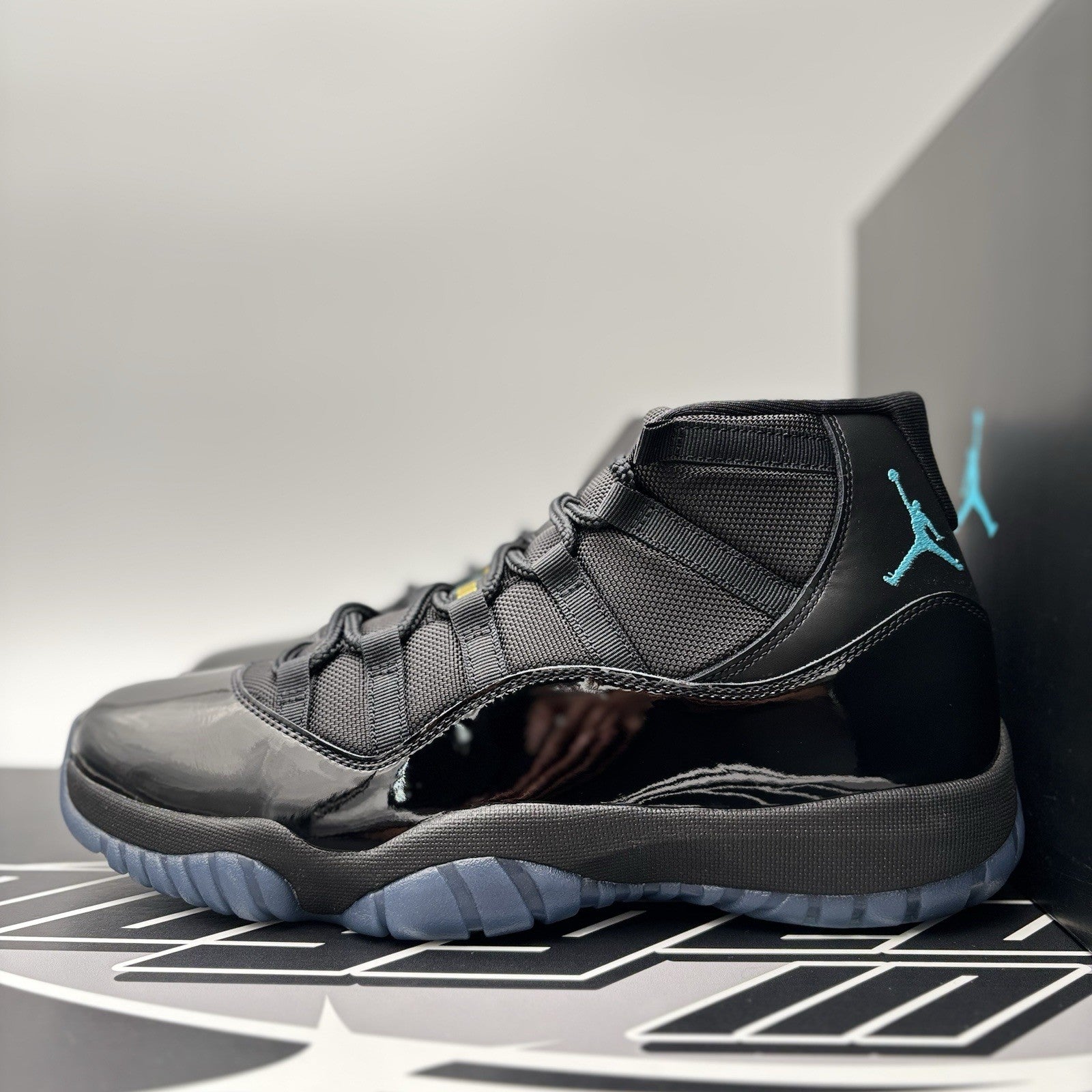 Size 11.5 - Air Jordan 11 Retro 2025 Gamma Blue | NEW!