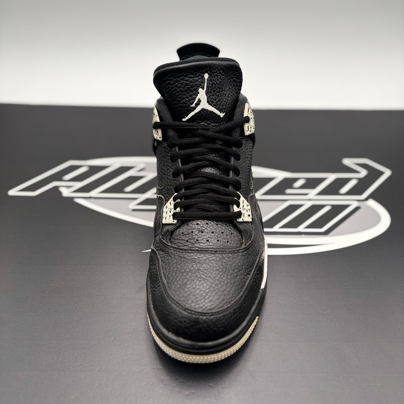 Size 11.5 - Nike Air Jordan 4 Retro 2015 ' Oreo '