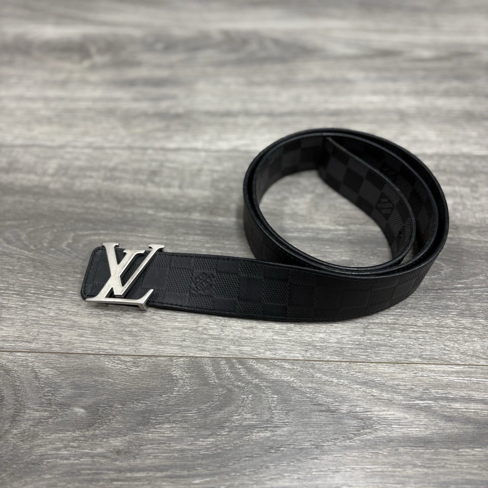Size 100/40 - Louis Vuitton LV Initials Damier Reversible Belt ' Black ' | CLEAN