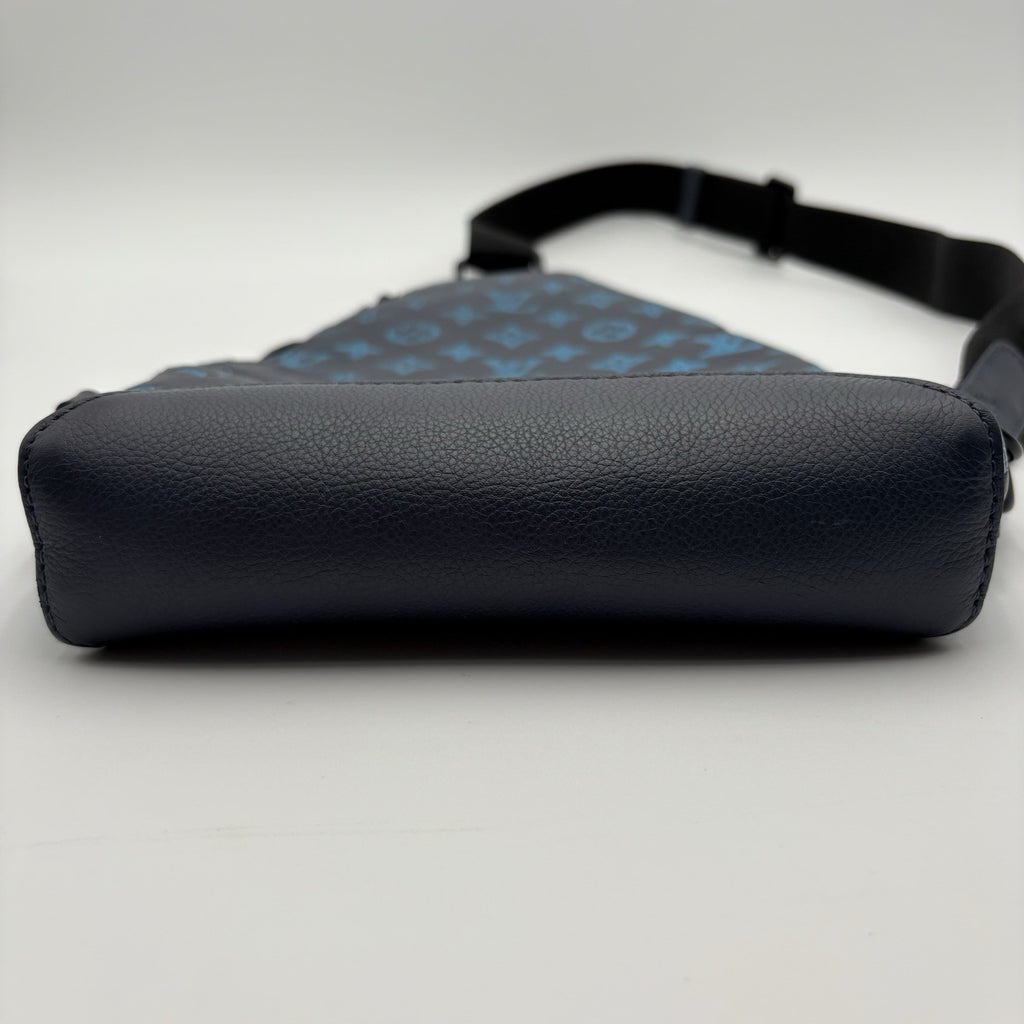 Louis Vuitton Monogram Shadow Sling Bag ' Navy River Blue ' | EXCELLENT COND!