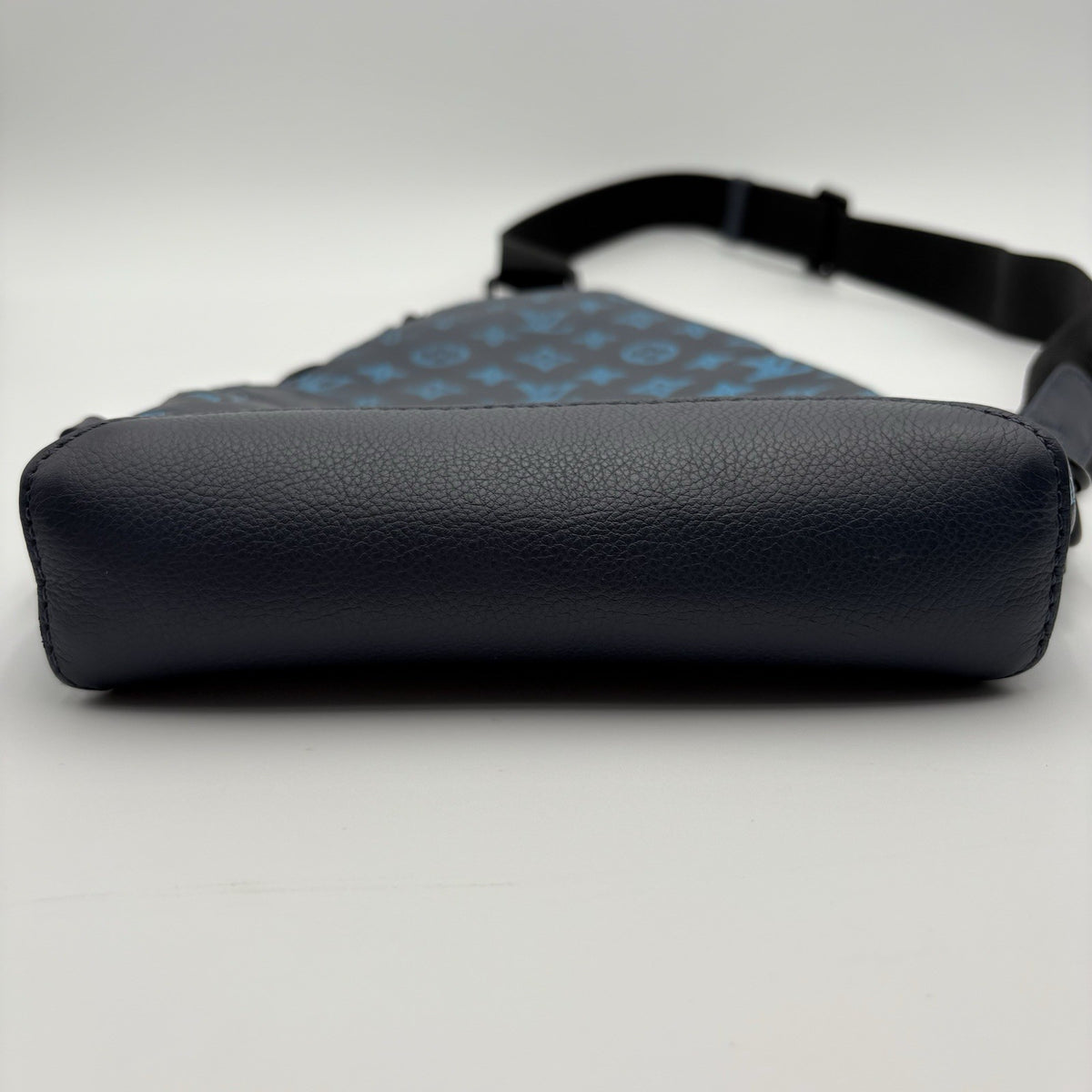 Monogram Shadow Sling Bag Navy River Blue — photo 7
