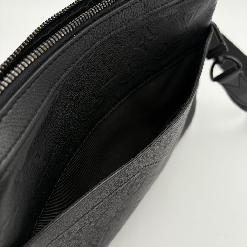 Louis Vuitton Messenger Bag Monogram Shadow ' Black ' | SUPER CLEAN!
