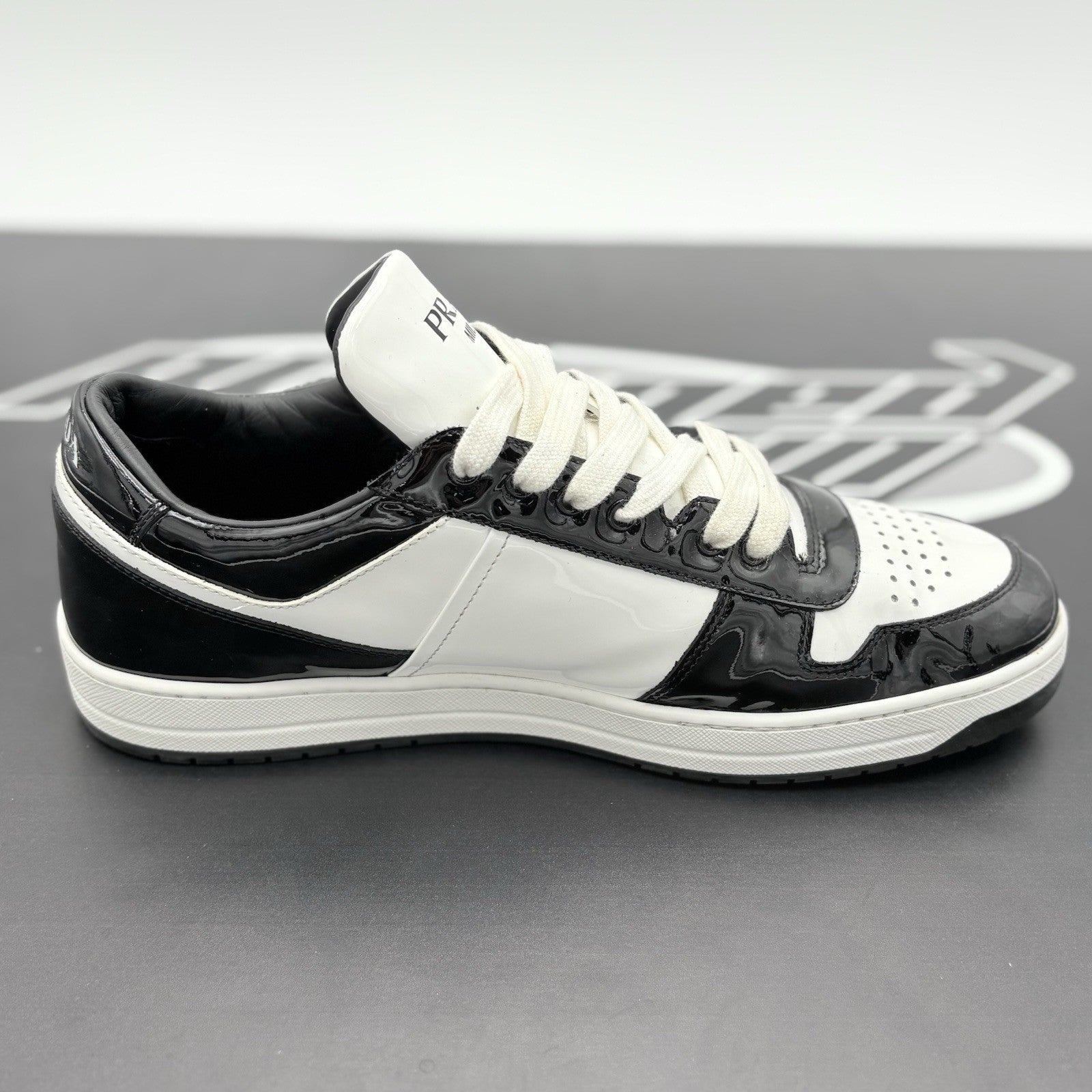 Size 8.5 UK (9.5 US) Prada Downtown Low Patent Leather ' Black White ' | GREAT!