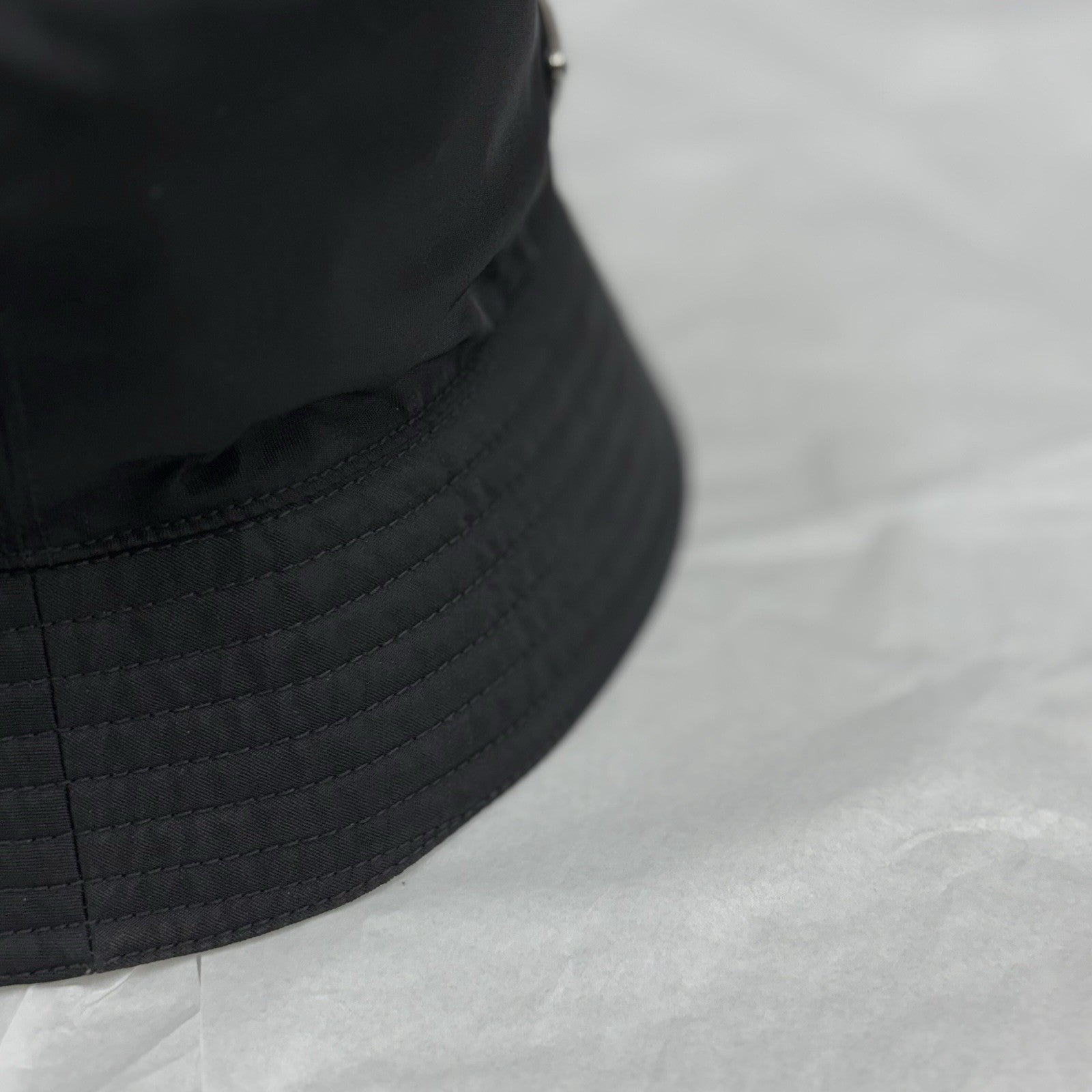 Prada Re-Nylon Bucket Hat ' Black ' | SUPER CLEAN!