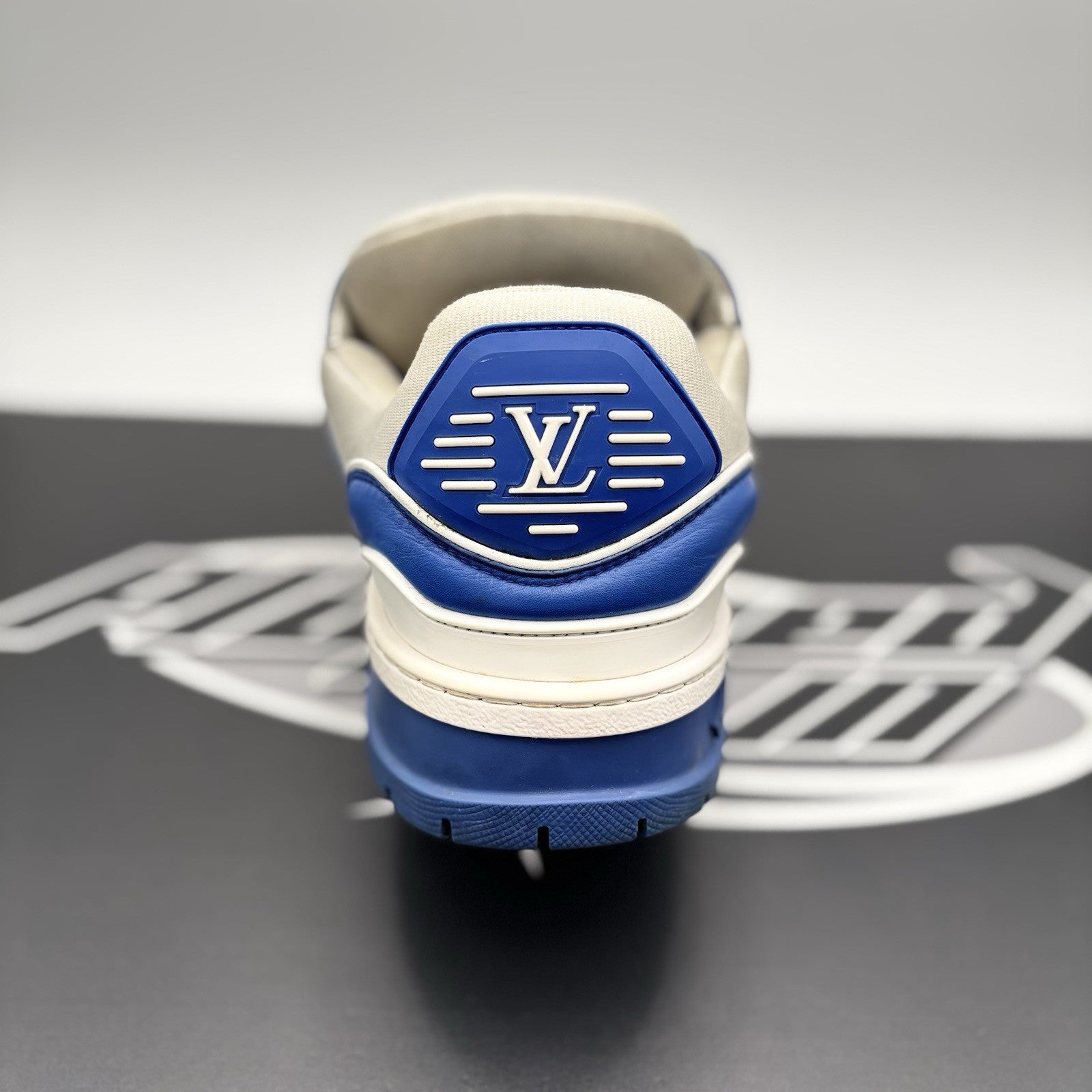 Size 10.5 LV (11.5-12 US) - Louis Vuitton Maxi ' Blue White '