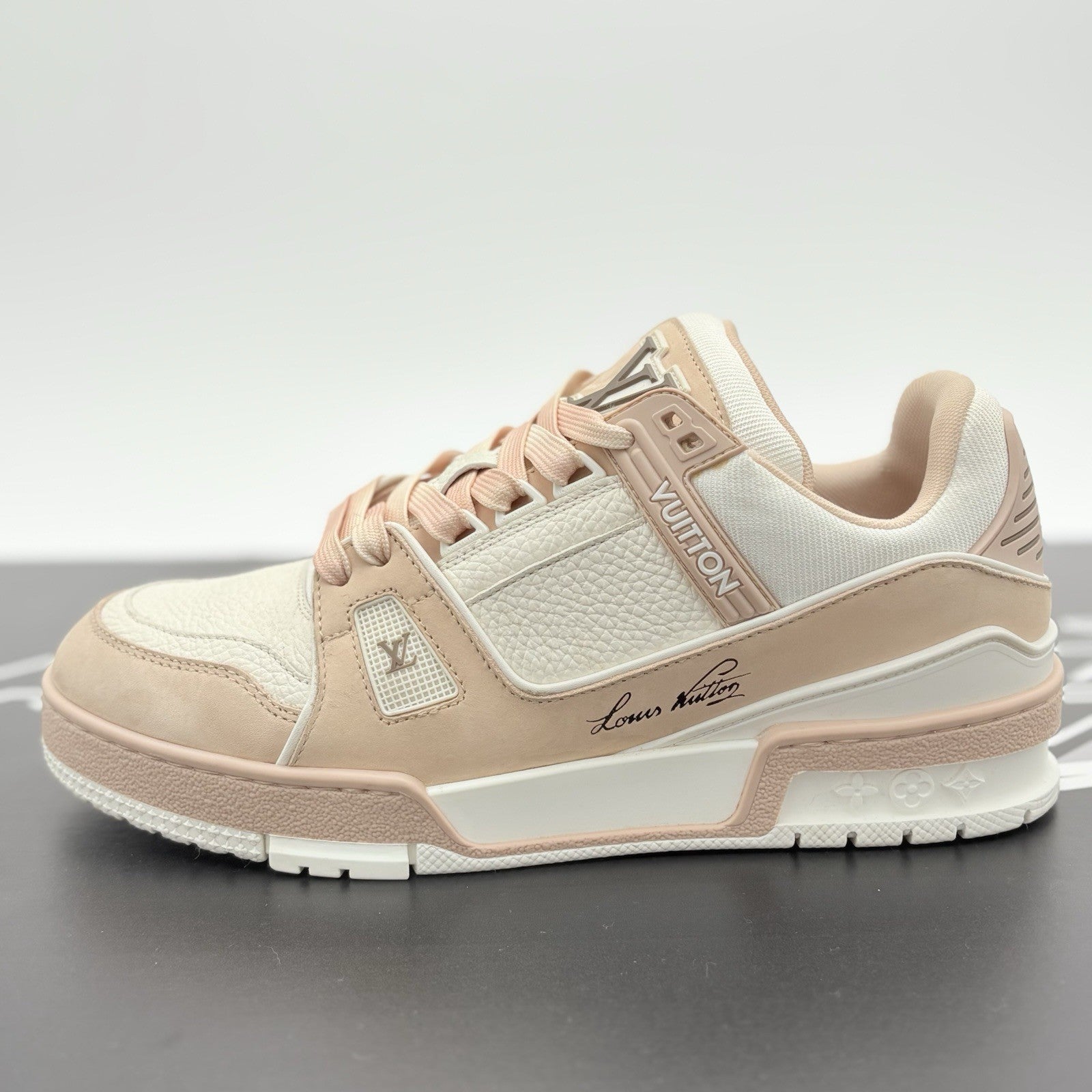 Size 38 (5 US) - Louis Vuitton Trainer ' Pink ' | GREAT CONDITION!