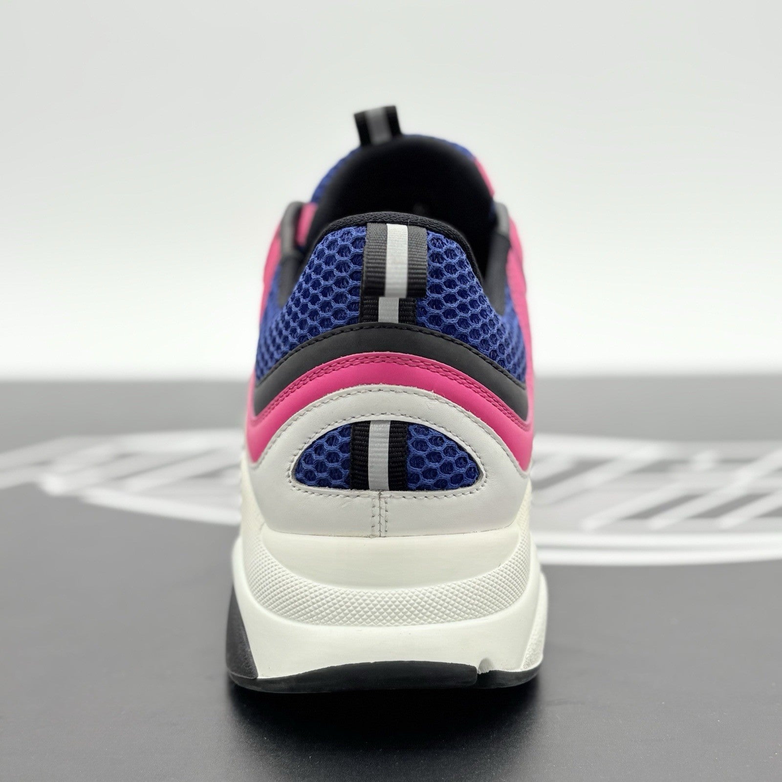 Size 42 (9 US) - Dior B22 Sneaker ' Pink Blue White ' | SUPER CLEAN!