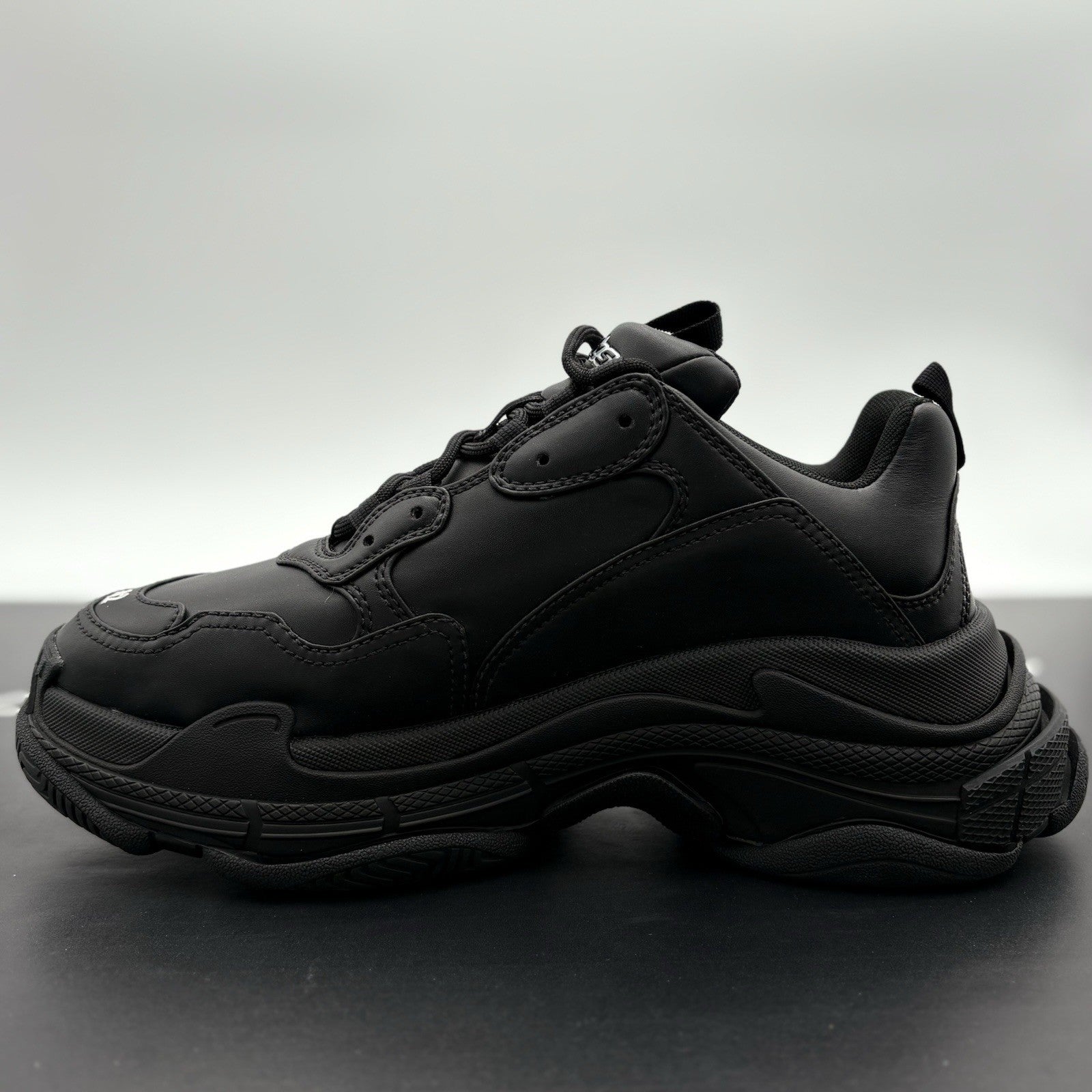 Size 42 - Balenciaga Triple S ' Black ' | BRAND NEW!