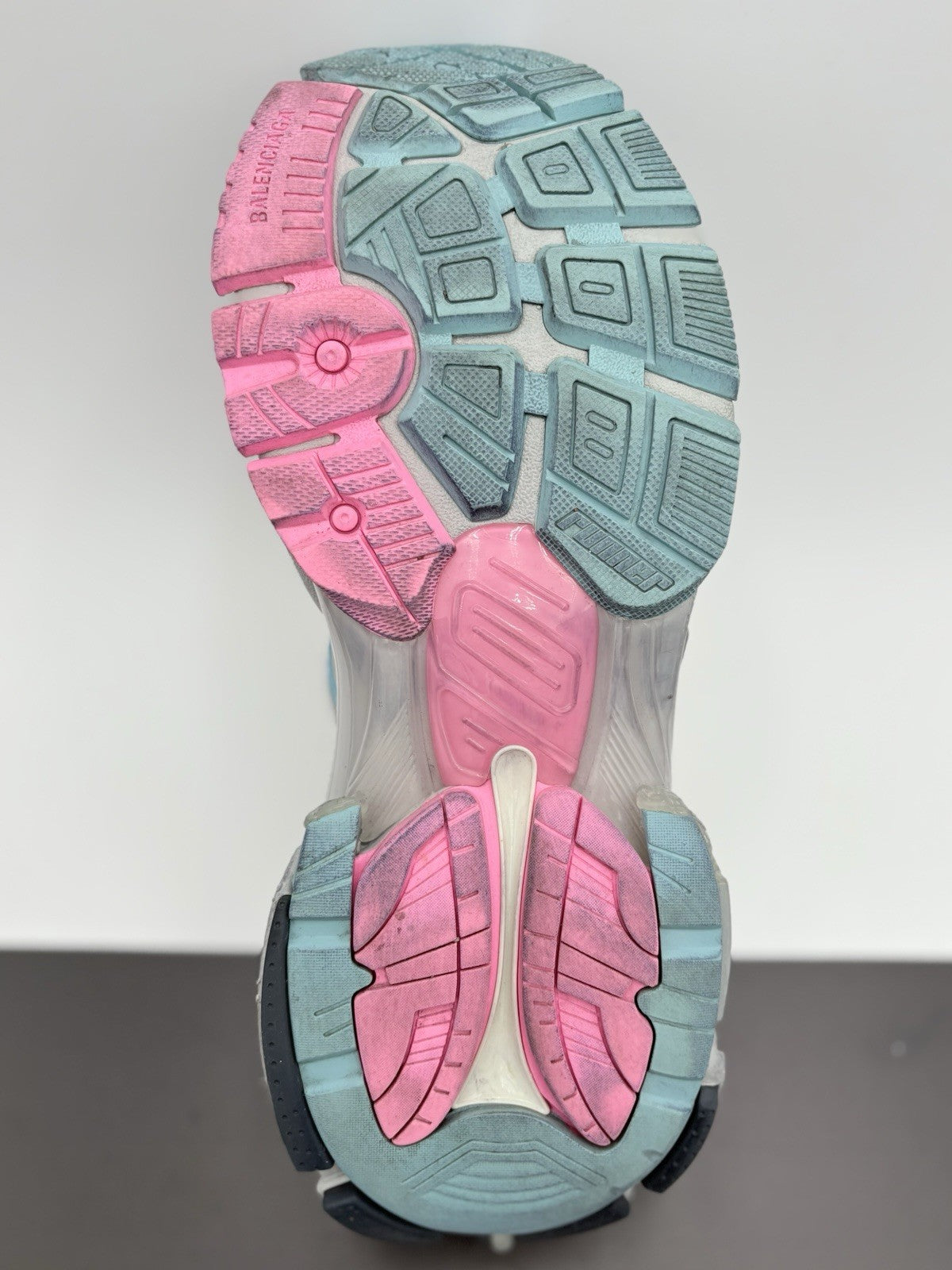 Size 42 (9 US) - Balenciaga Runner ' Grey Pink Blue ' | SUPER CLEAN!
