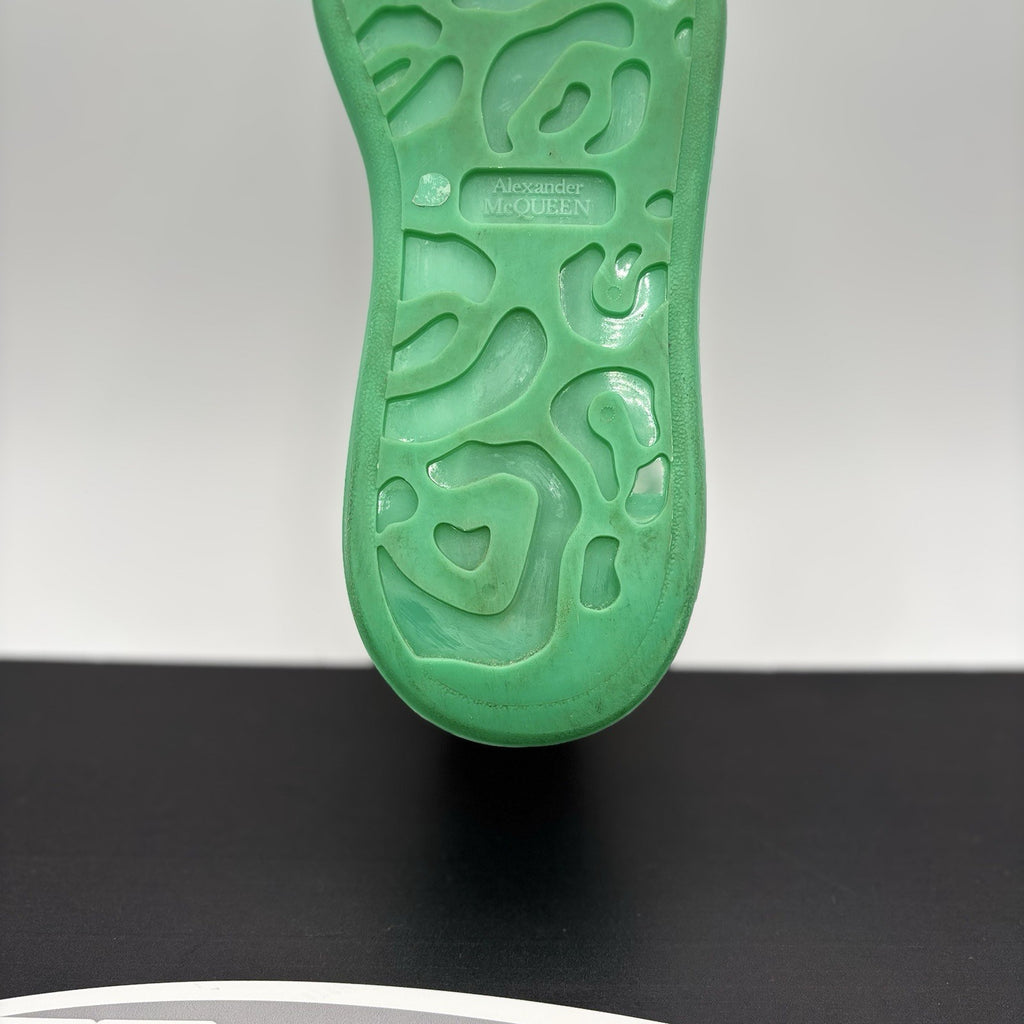 Size 44 (11 US) Alexander McQueen Oversized ' White Green ' | GREAT CONDITION!
