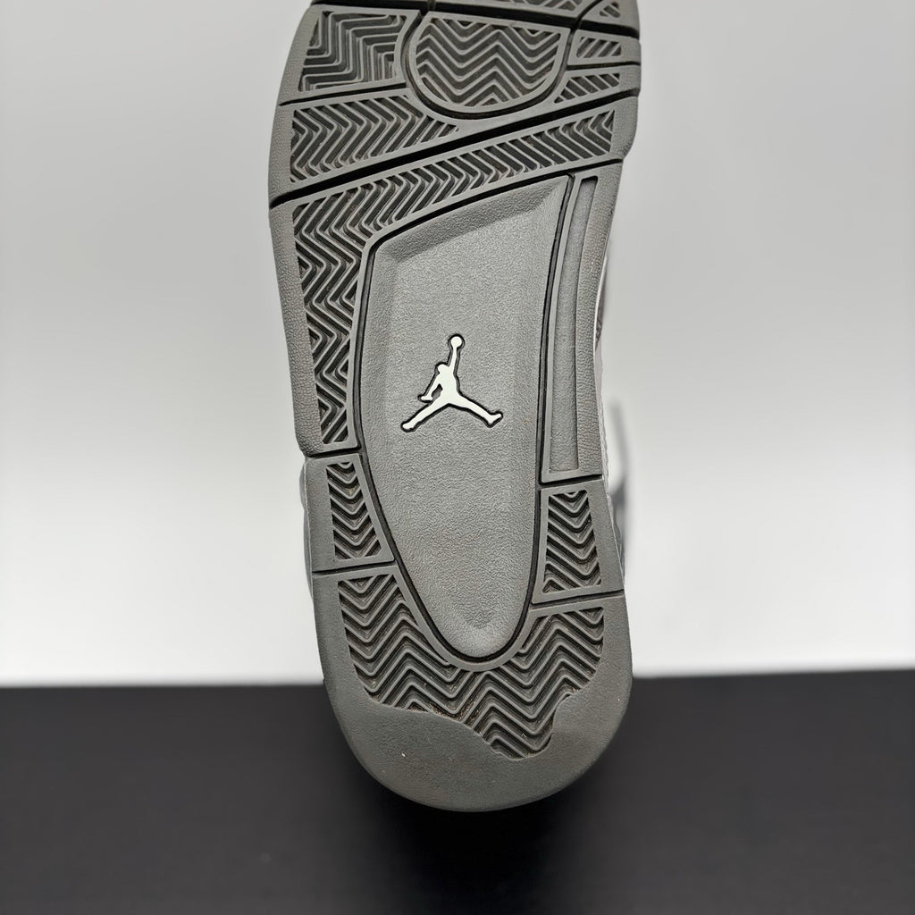 Size 9.5 - Air Jordan 4 Retro SE ' Wet Cement ' | SUPER CLEAN!