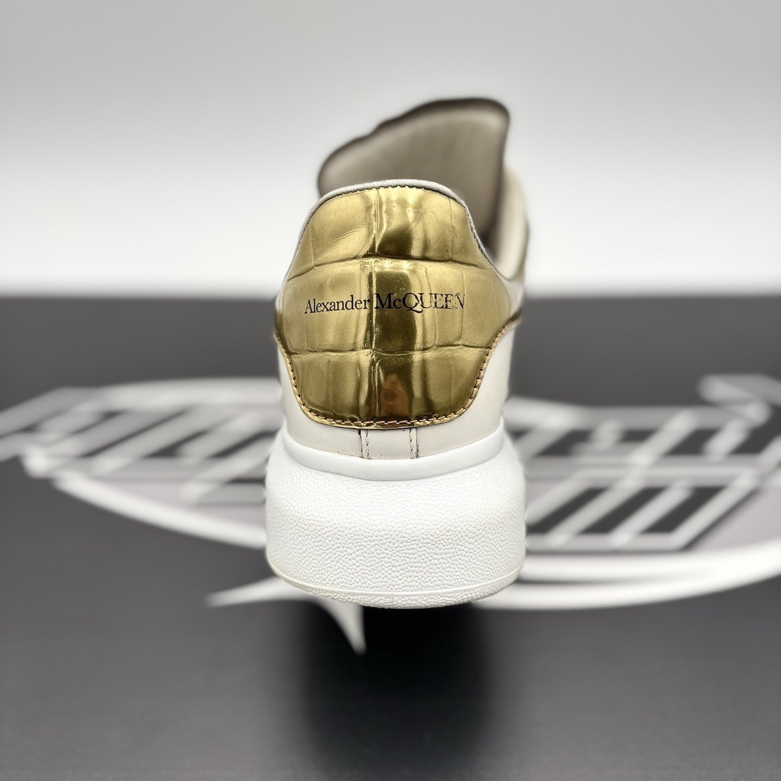 Size 41 (8 US) Alexander McQueen Oversized ' Gold Crocodile ' | GOOD COND!