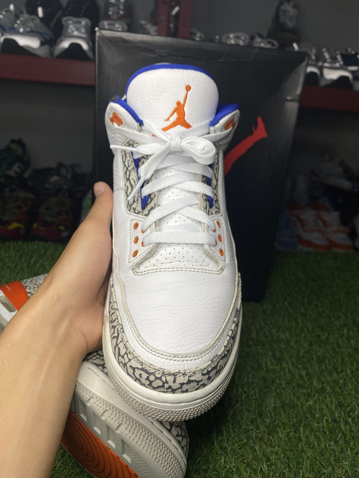 Size 10.5 - Air Jordan 3 Retro Knicks ‘ White, Orange ‘ | GOOD CONDITION!