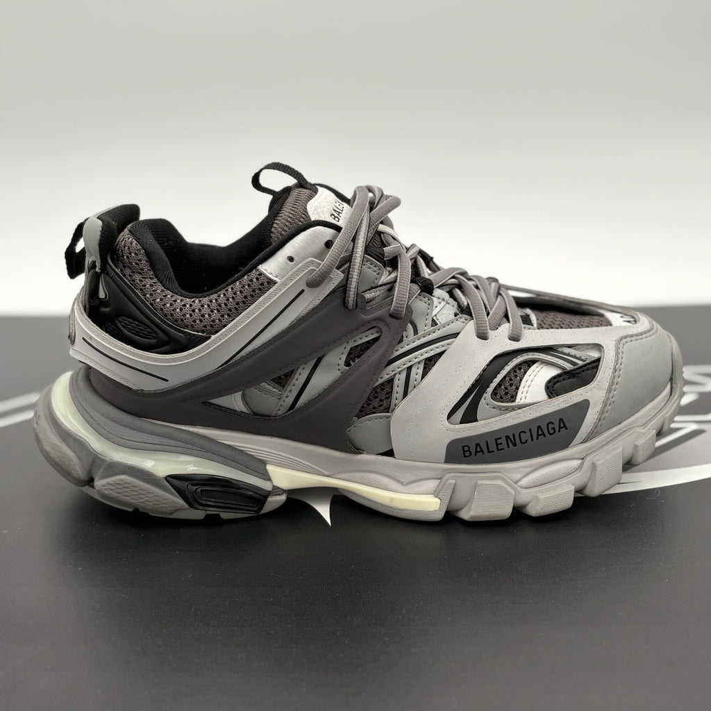 Size 40 (7 US) - Balenciaga Track LED Sneaker ' Silver, Grey ' | GREAT COND!