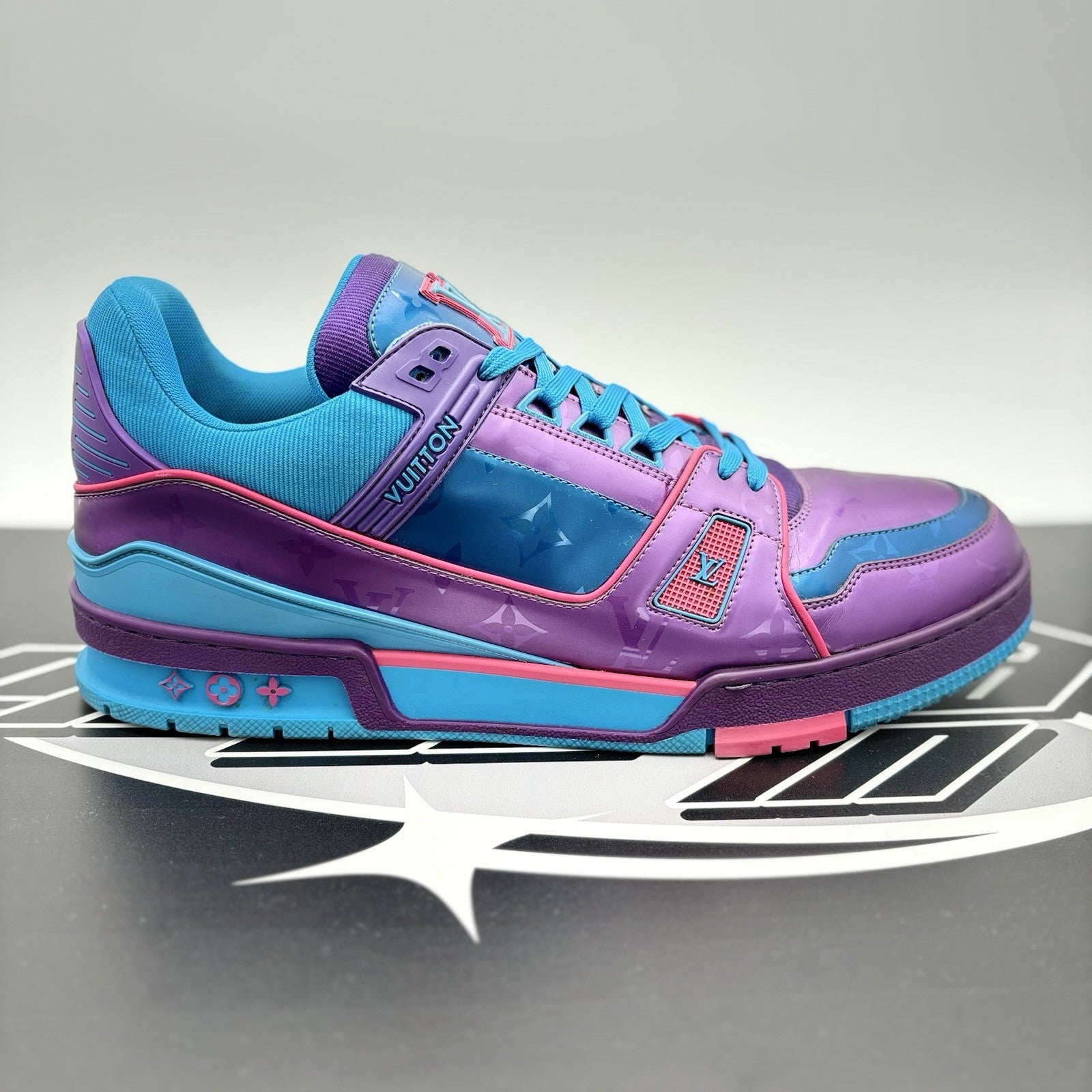 Size 11 LV (12-12.5 US) Louis Vuitton Trainer 'Purple Teal Metallic' GREAT COND!