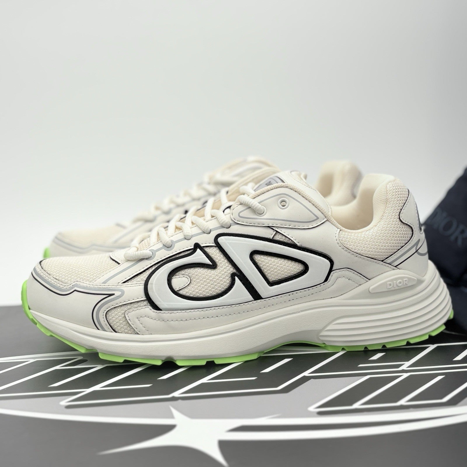 Size 42 (9 US) - Dior B30 Reflective CD30 ' Cream Green ' | SUPER CLEAN!