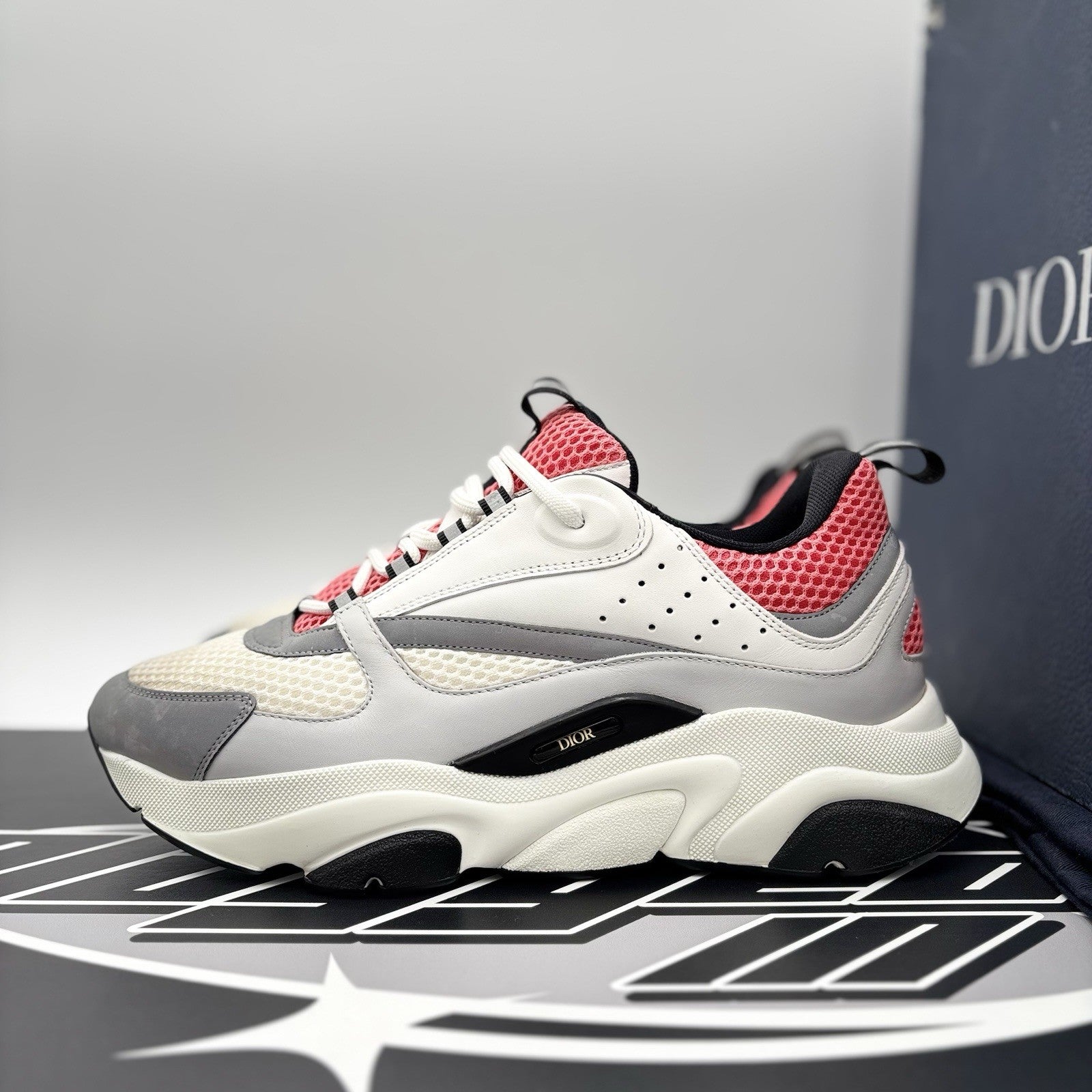 Size 43 (10 US) - Dior B22 ' White, Pink ' | GREAT CONDITION!