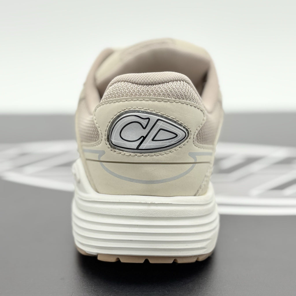 Size 41 (8 US) - Dior B30 Reflective Sneaker ' Tan White ' | GREAT CONDITION!