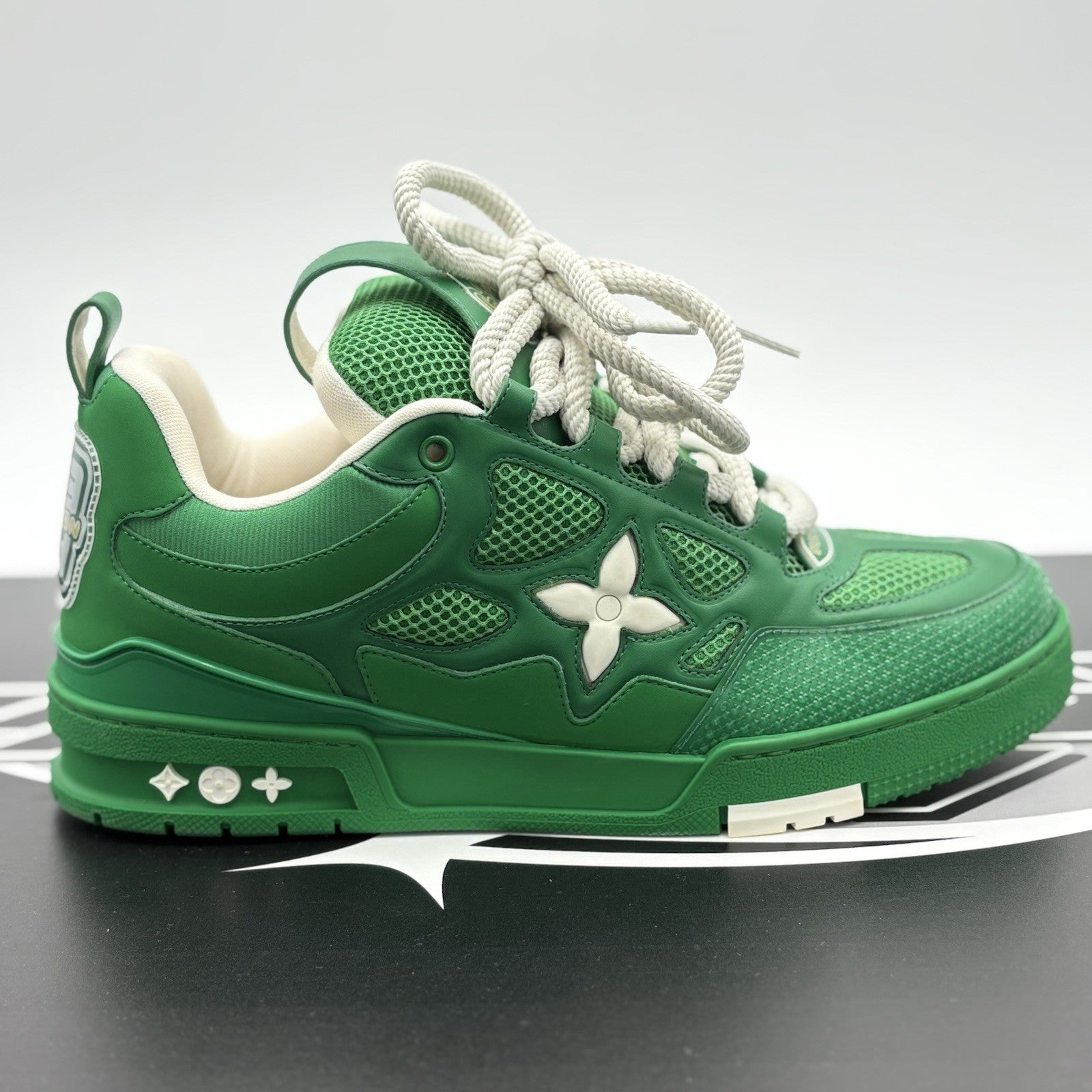 Size 8 LV (9-9.5 US) - Louis Vuitton Skate ' Green White ' | SUPER CLEAN!