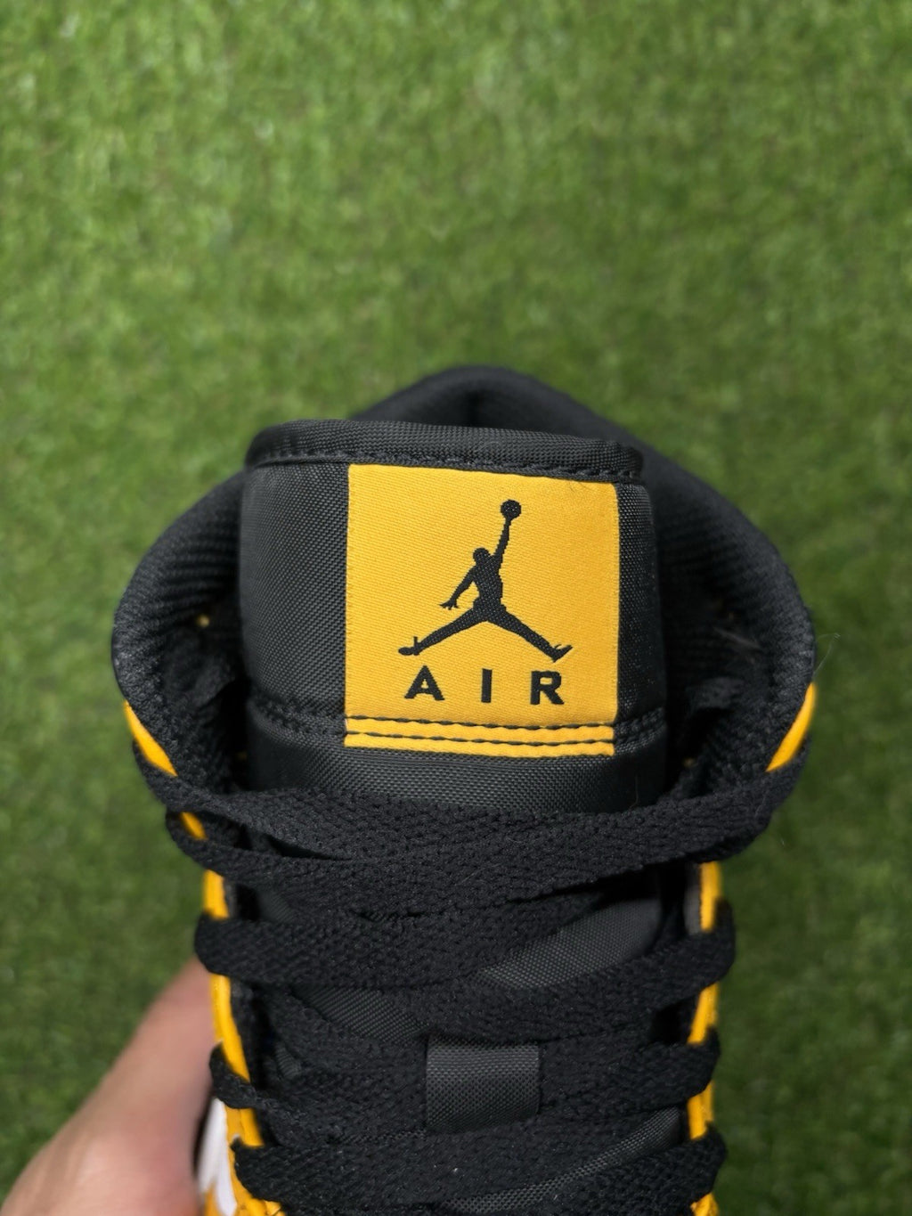 Size 8 - Jordan 1 Mid Taxi 2022 | SUPER CLEAN!