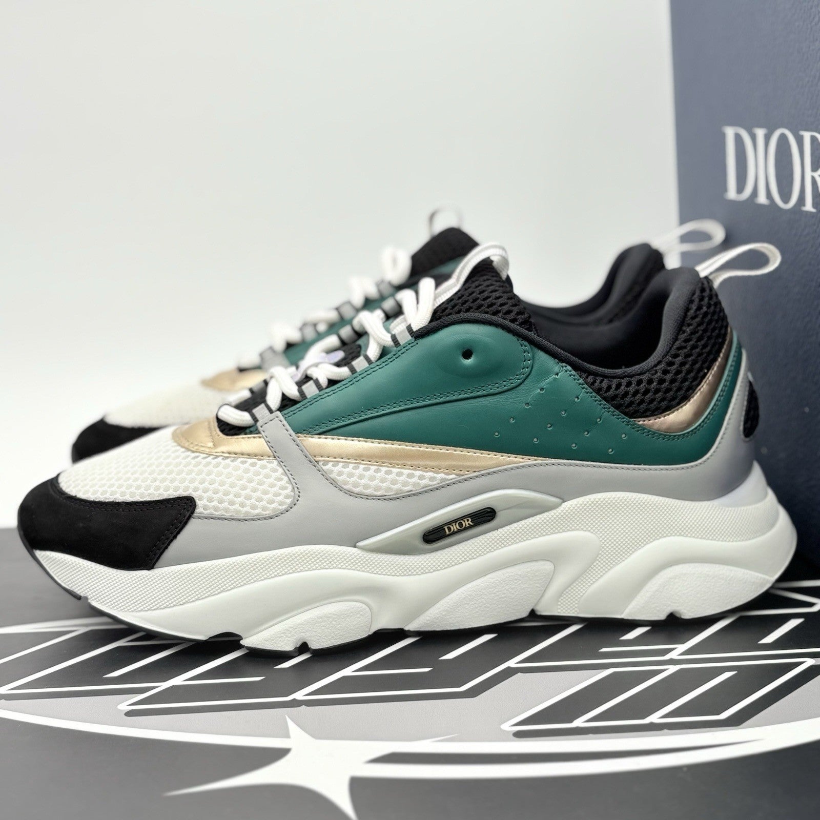 Size 46 (13 US) - Dior B22  Sneaker ' Green White Gold ' | SUPER CLEAN!