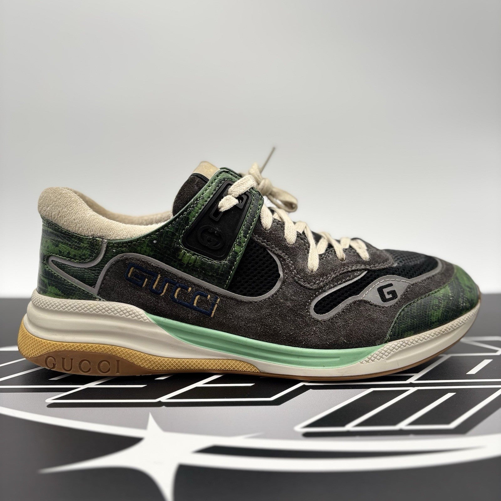Size 10 G (10.5 US) - Gucci Ultrapace ' Green Tejus Printed ' | GOOD CONDITION!