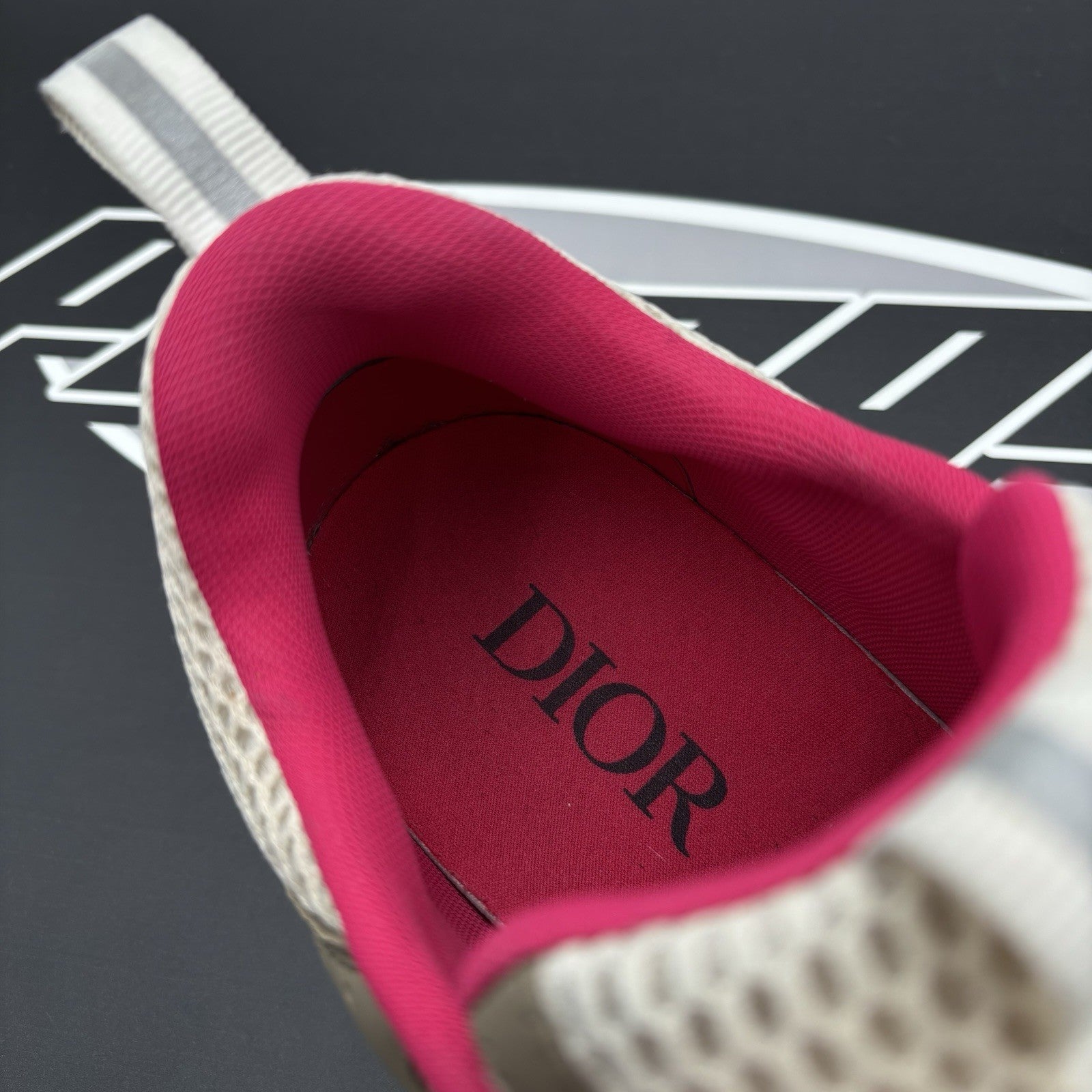 Size 43 (10 US) - Dior B22 ' Beige, Pink ' | GREAT CONDITION!