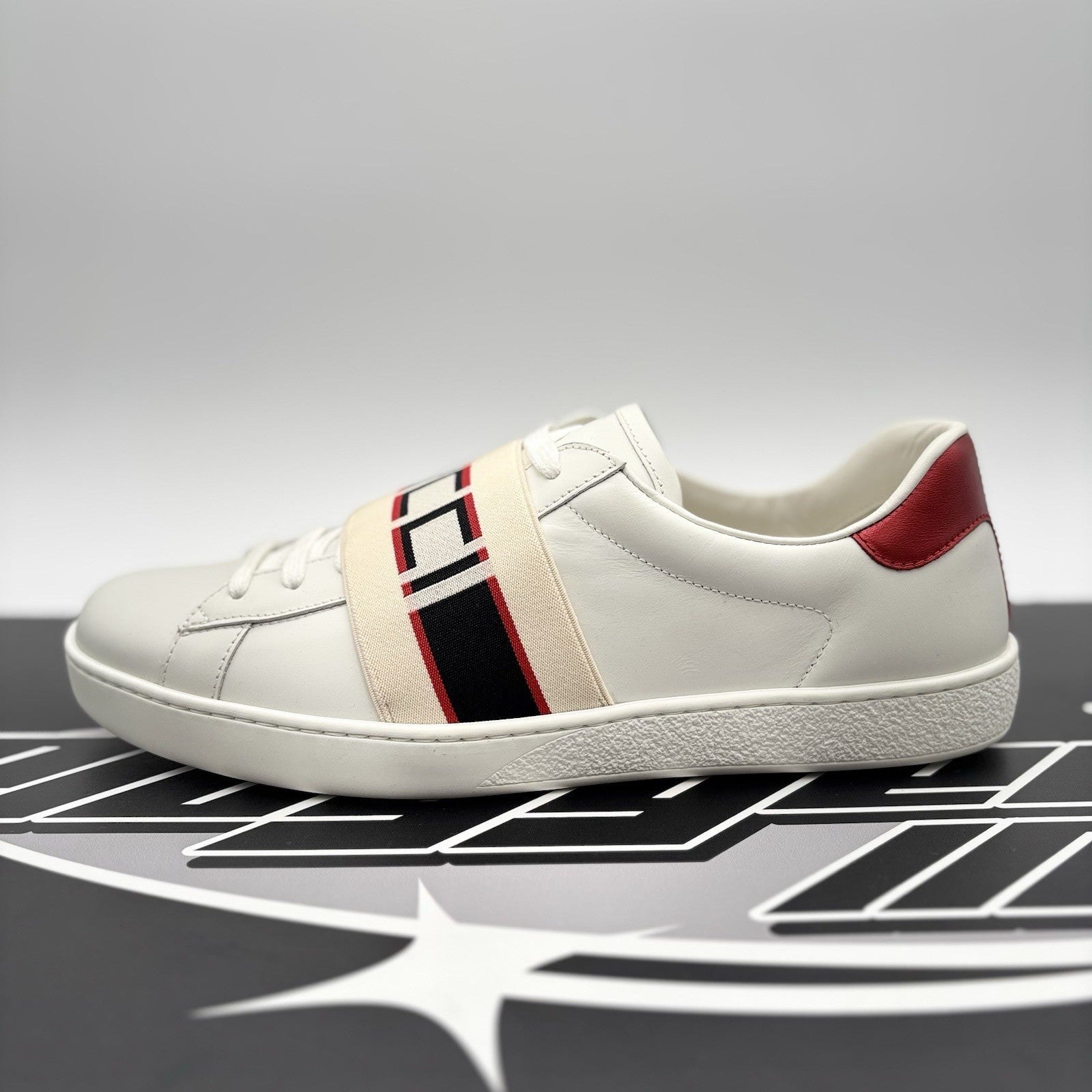 Size 8.5 G (9 US)- Gucci Ace Leather  With Strap ‘ White ’ | NEW!