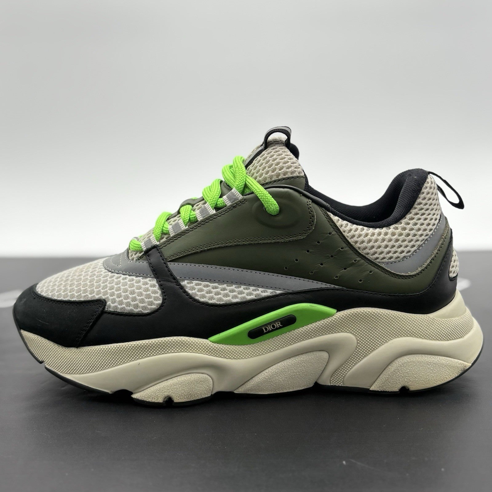 Size 43 (10 US) - Dior B22 Sneaker ' Khaki Pistachio ' | GREAT CONDITION!