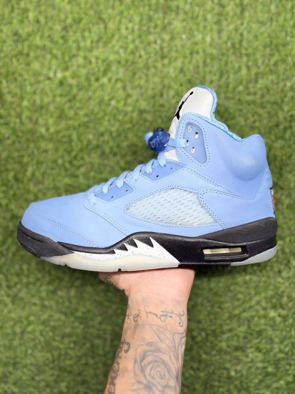 Size 9 - Air Jordan 5 Retro SE Mid ' UNC ' | GREAT CONDITION!