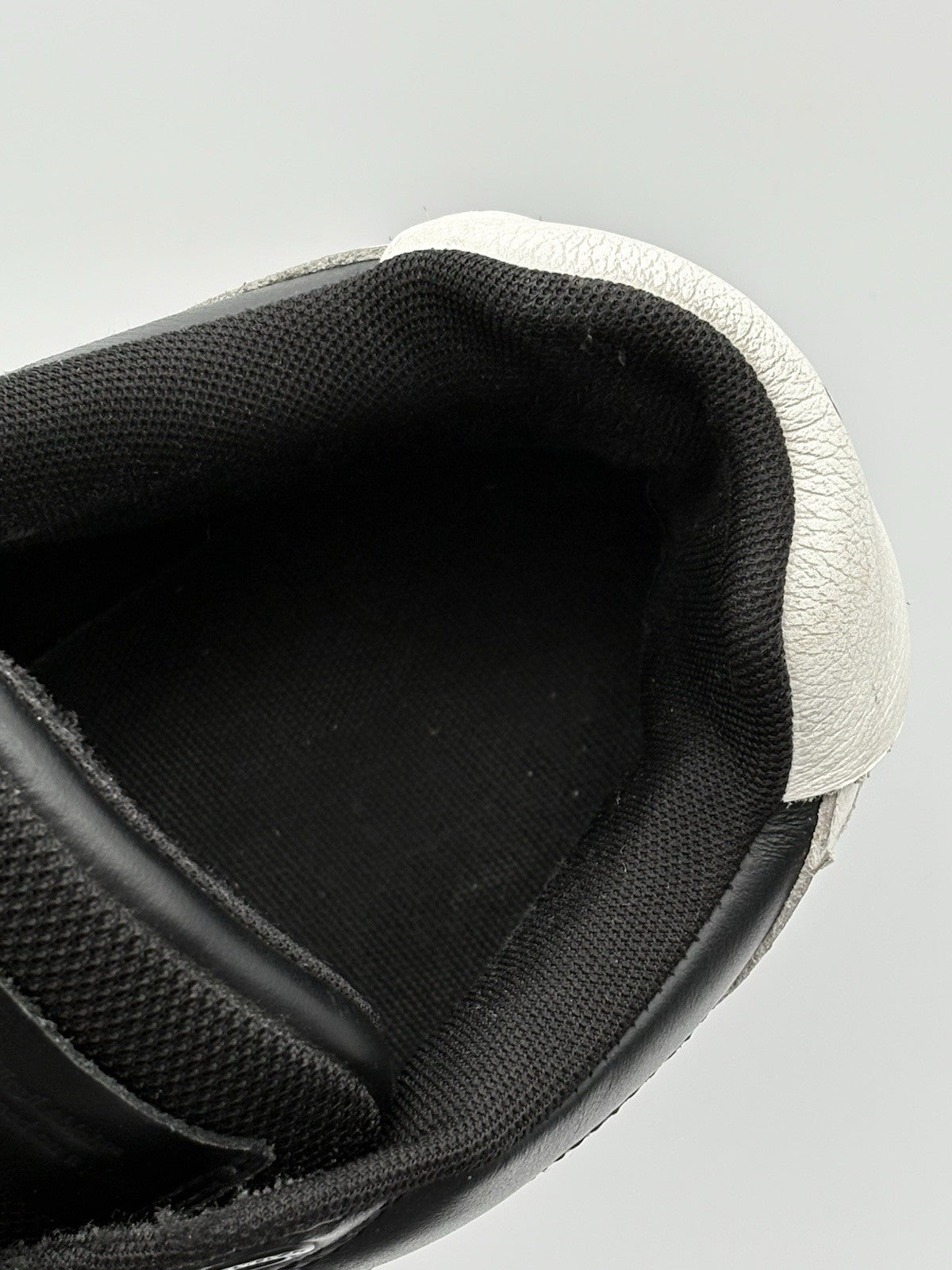 Size 44 (11 US) Off-White Out of Office ' Black White '