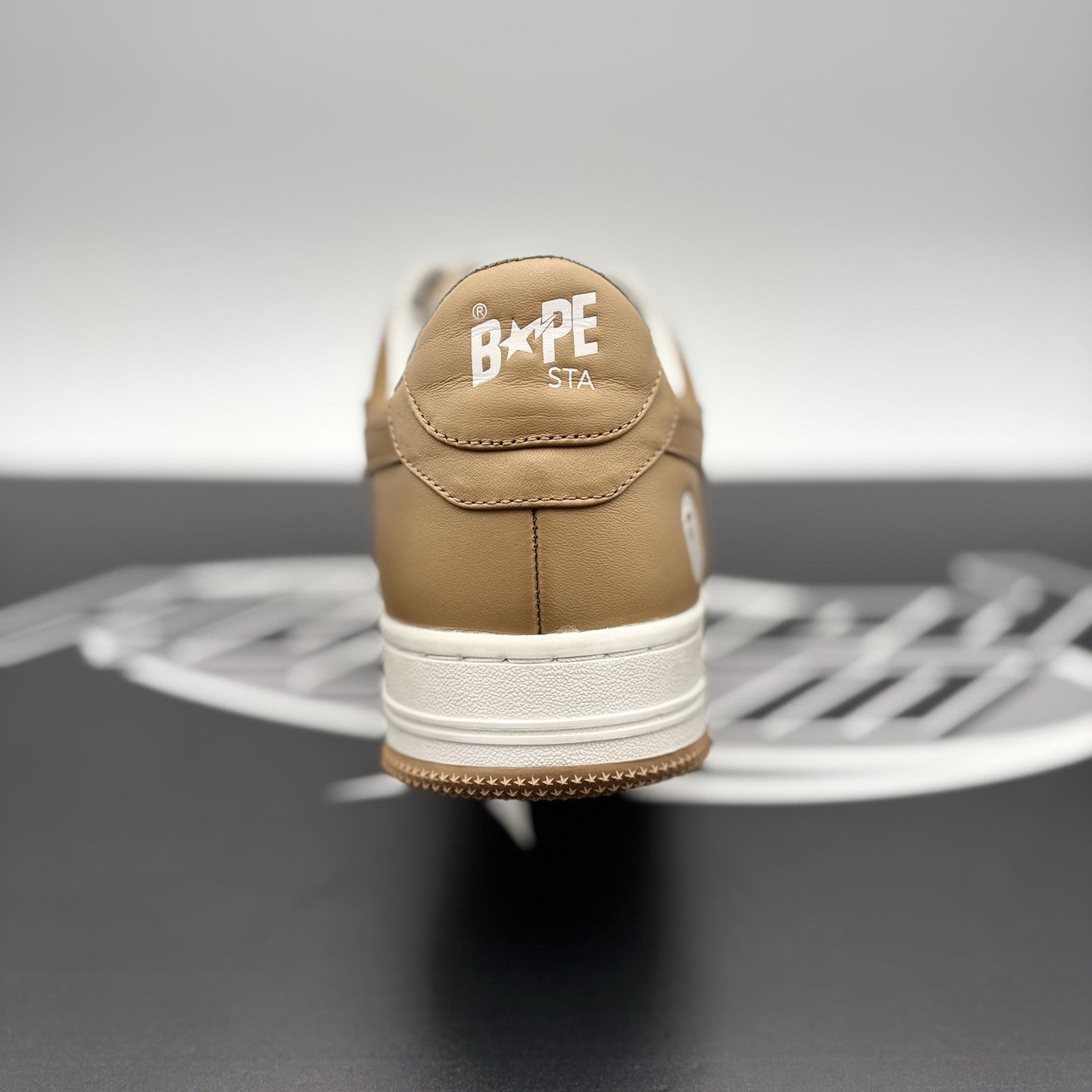 Size 10 - A Bathing Ape Bape Sta ' White Beige ' | GREAT CONDITION!